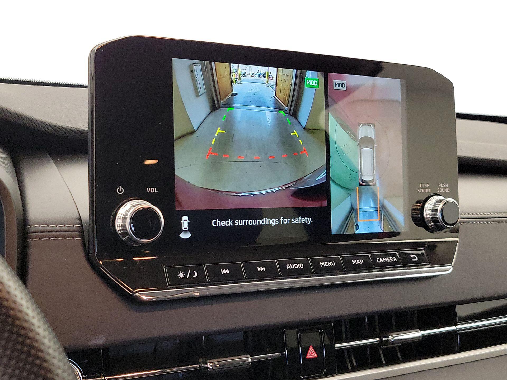 Thumbnail: 2024 Mitsubishi Outlander - 15