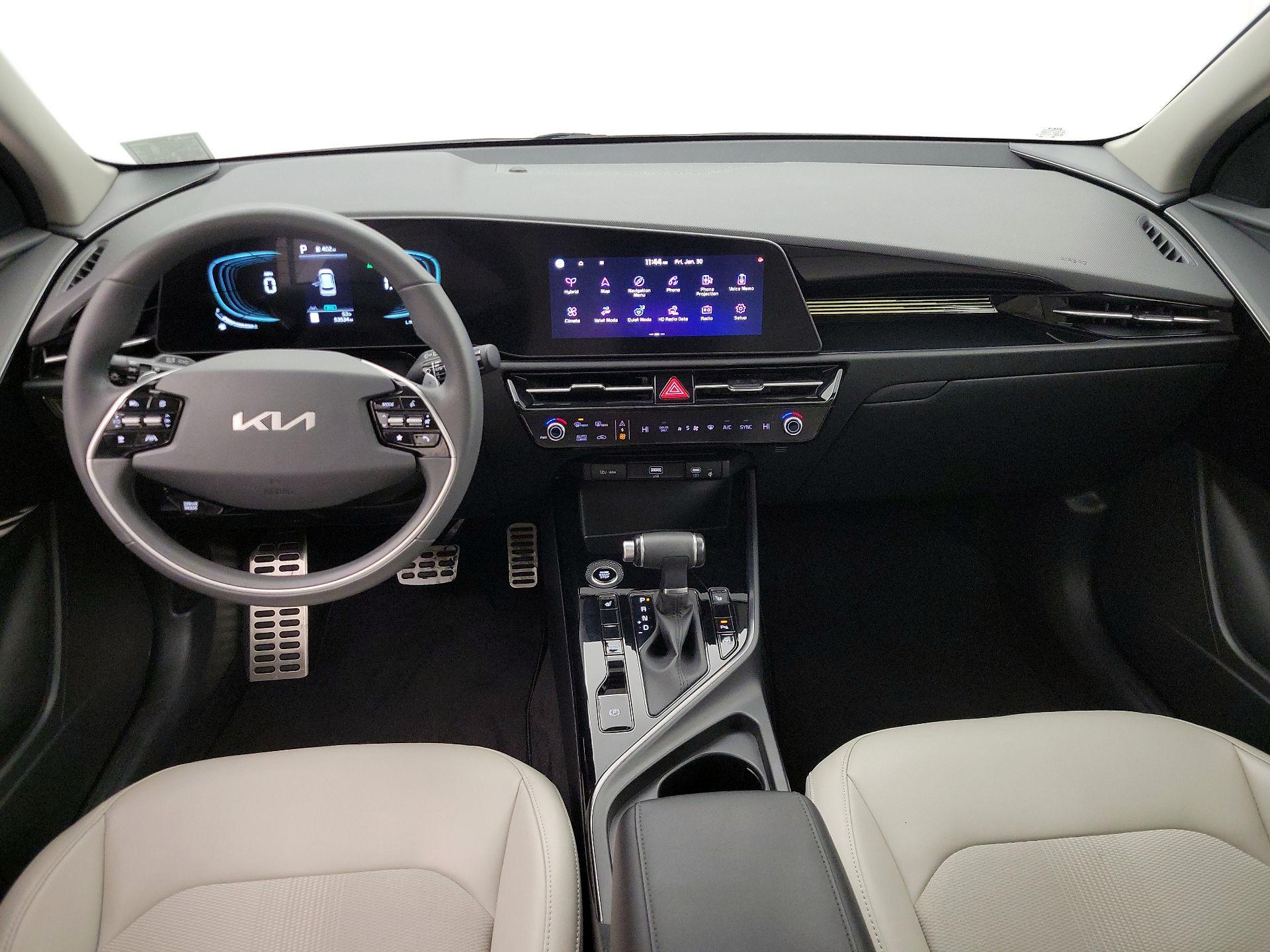 Thumbnail: 2023 Kia Niro - 9