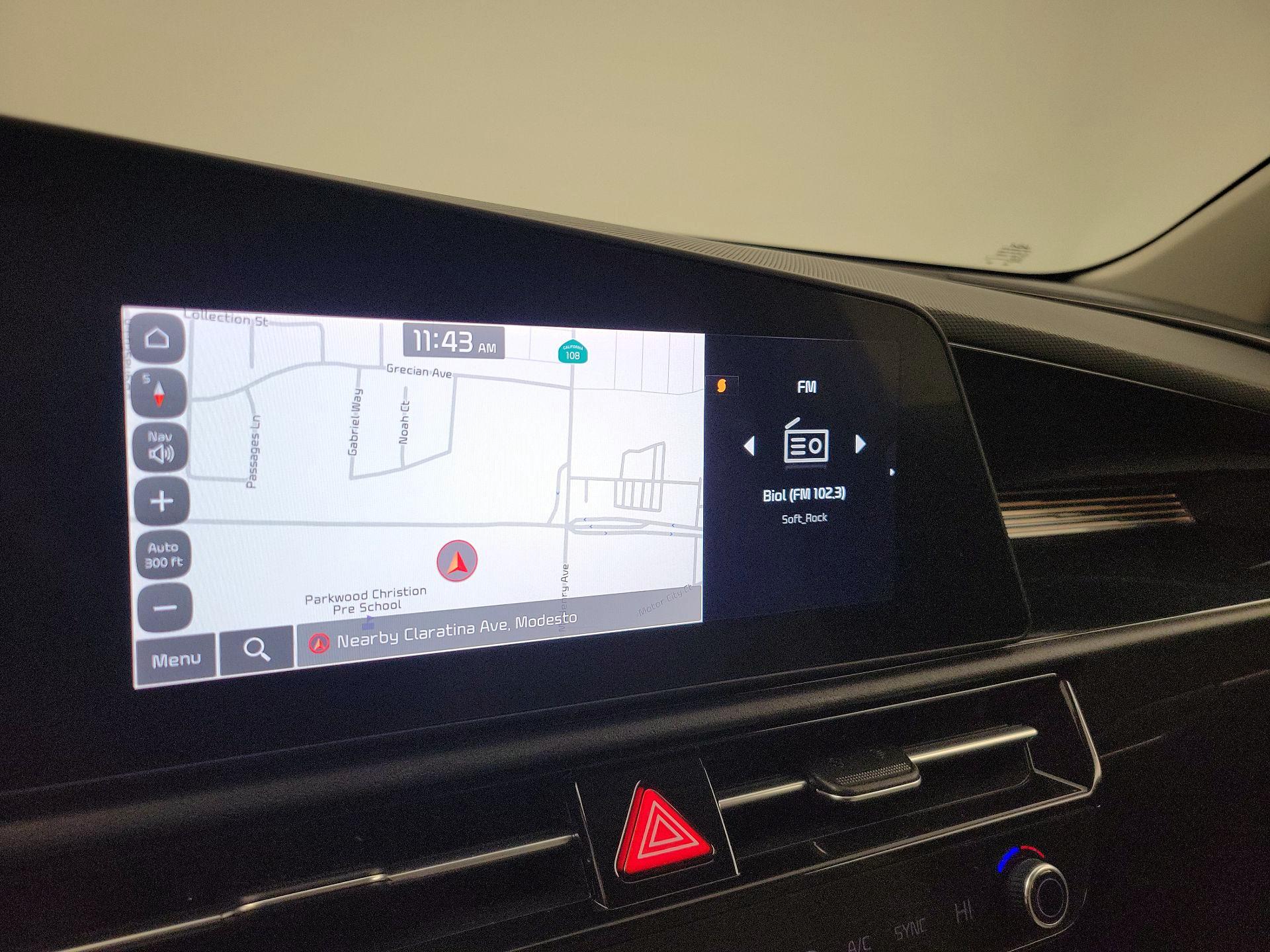 Thumbnail: 2023 Kia Niro - 14