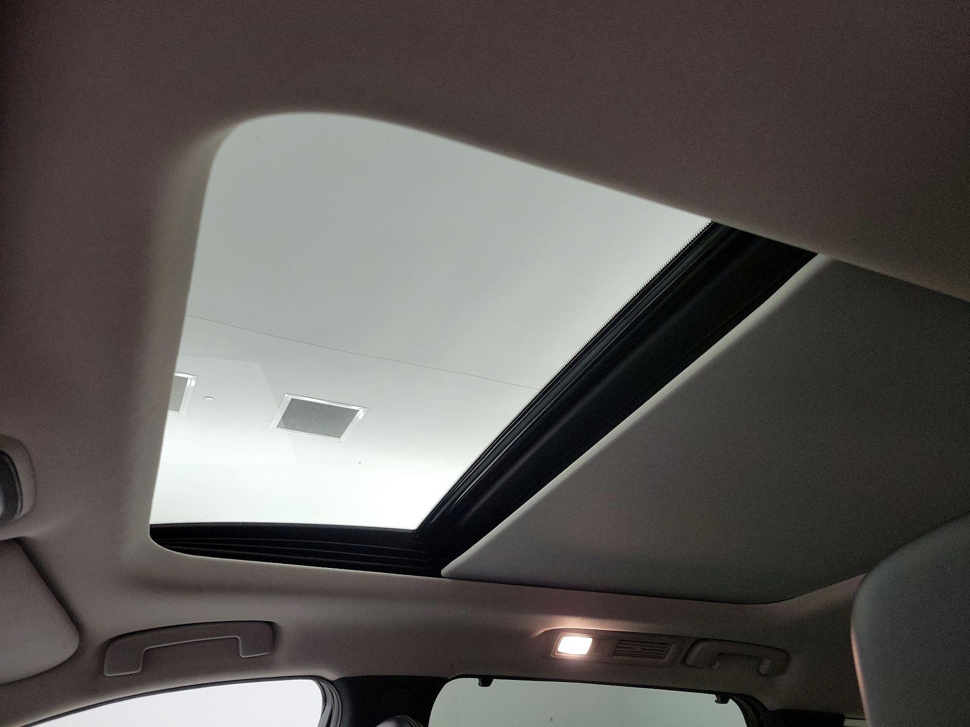 Thumbnail: 2023 INFINITI QX60 - 19