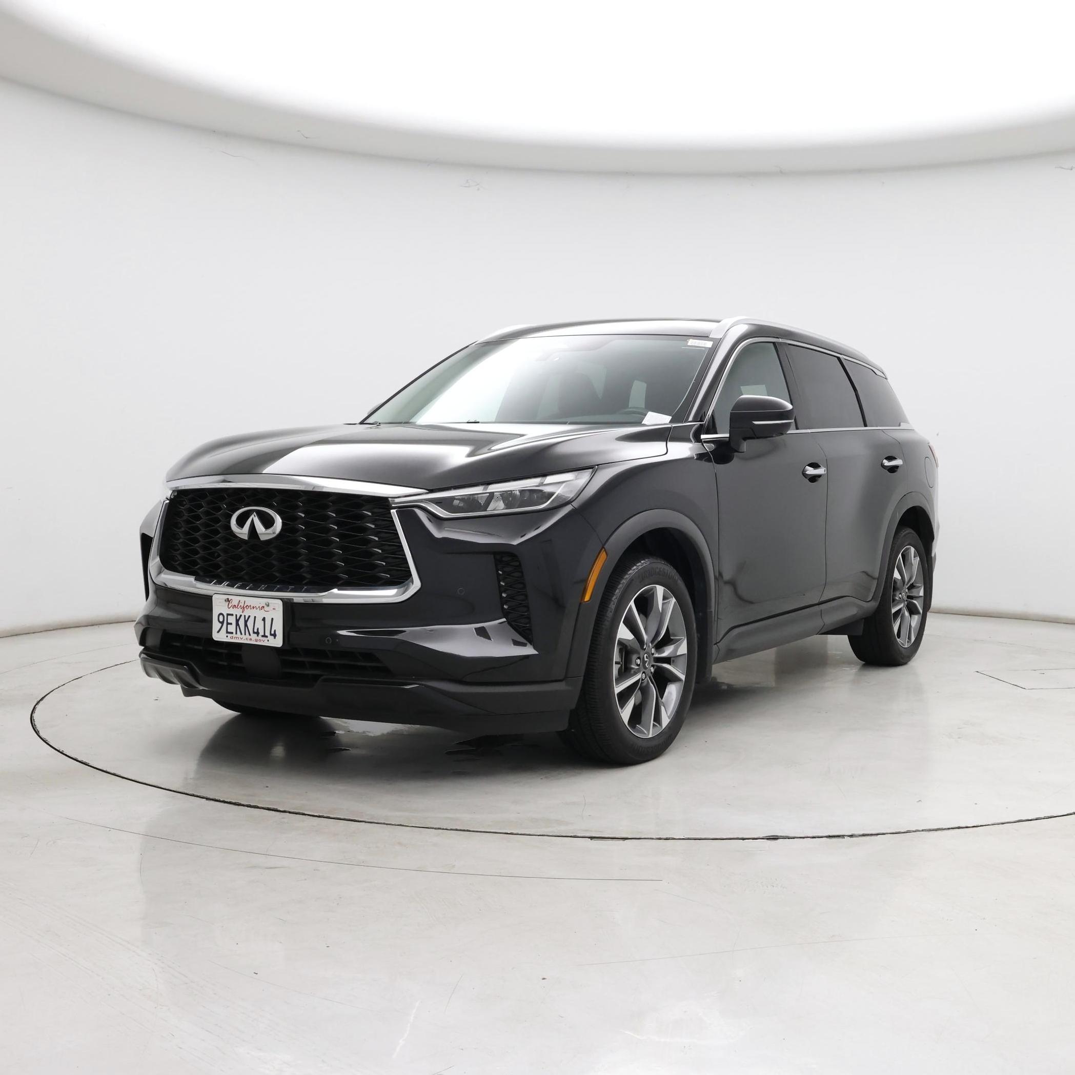 Thumbnail: 2023 INFINITI QX60 - 4