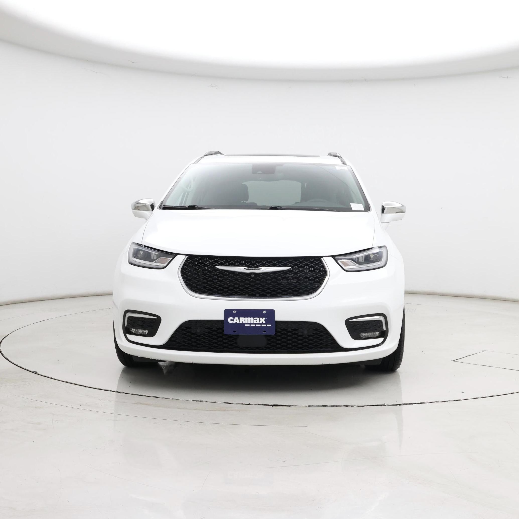 Thumbnail: 2022 Chrysler Pacifica - 5