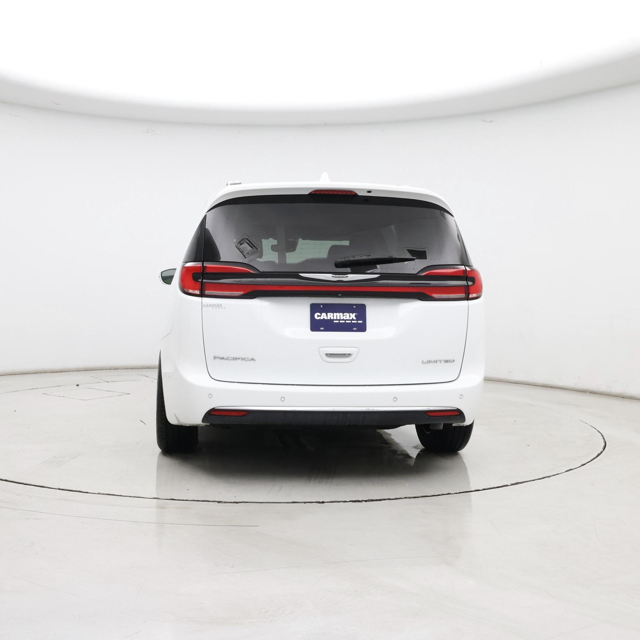 Thumbnail: 2022 Chrysler Pacifica - 6