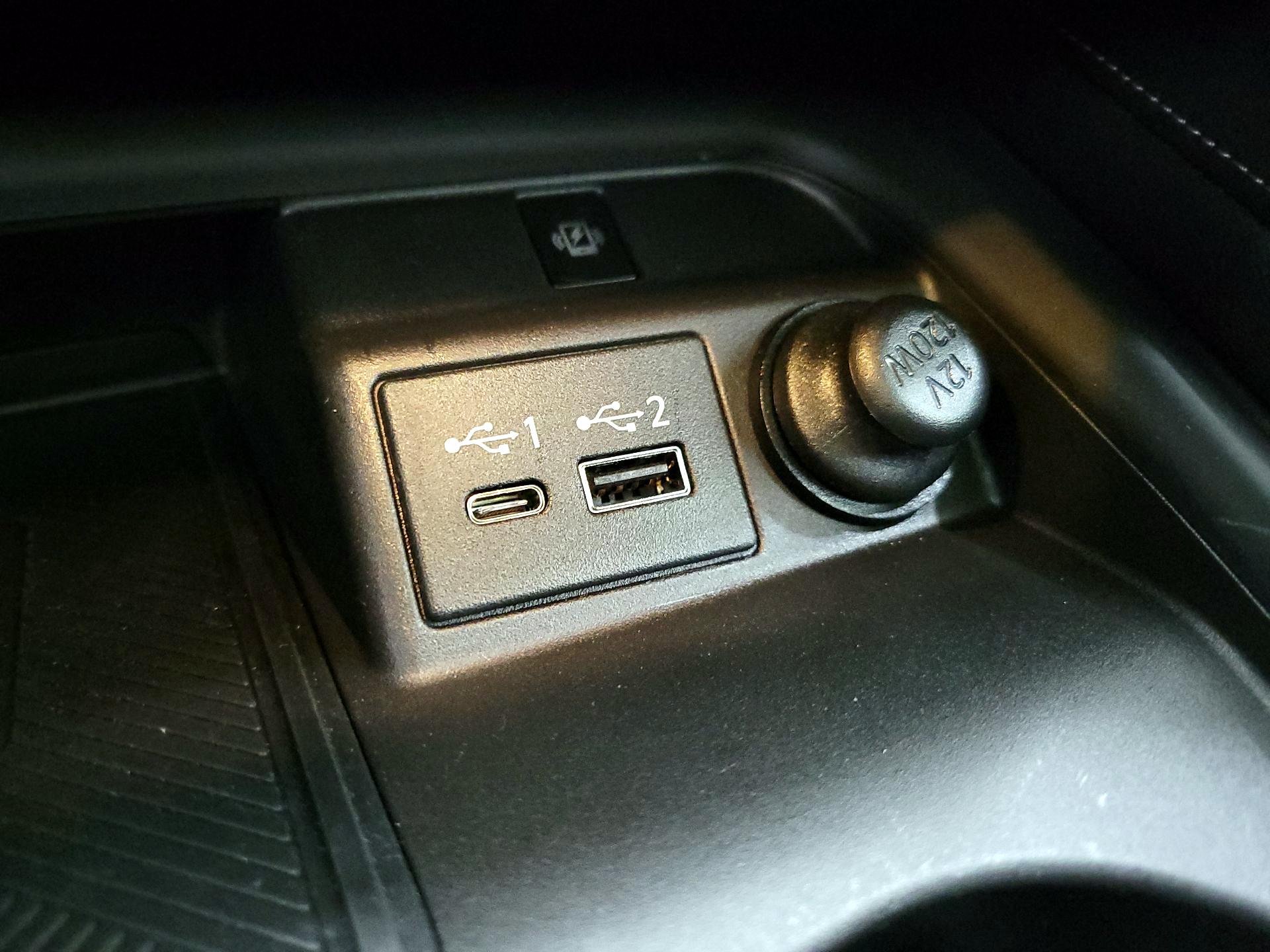 Thumbnail: 2023 INFINITI QX50 - 18