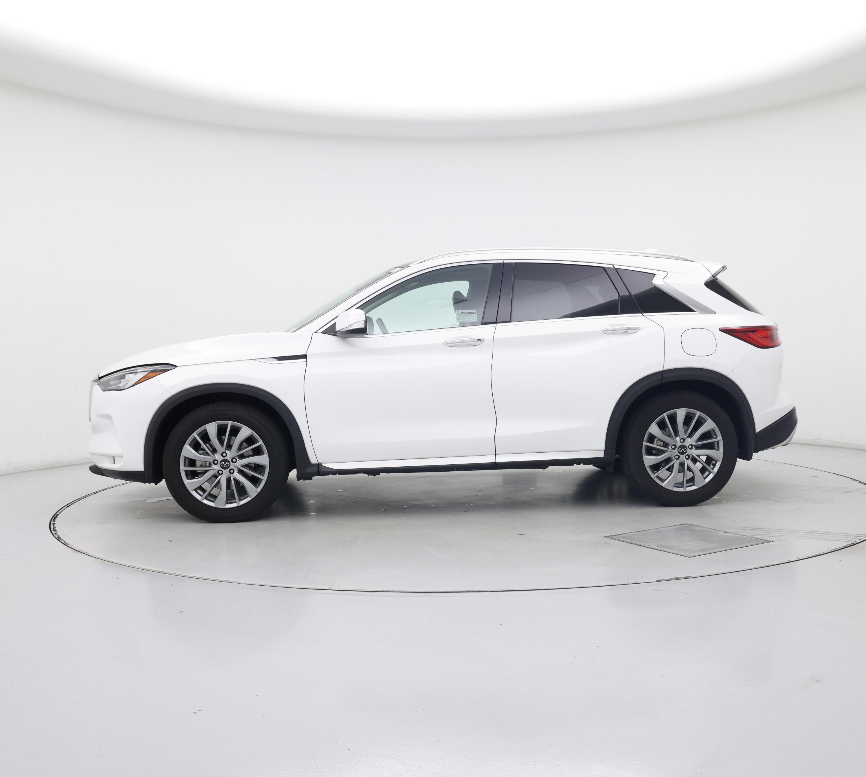 Thumbnail: 2023 INFINITI QX50 - 3