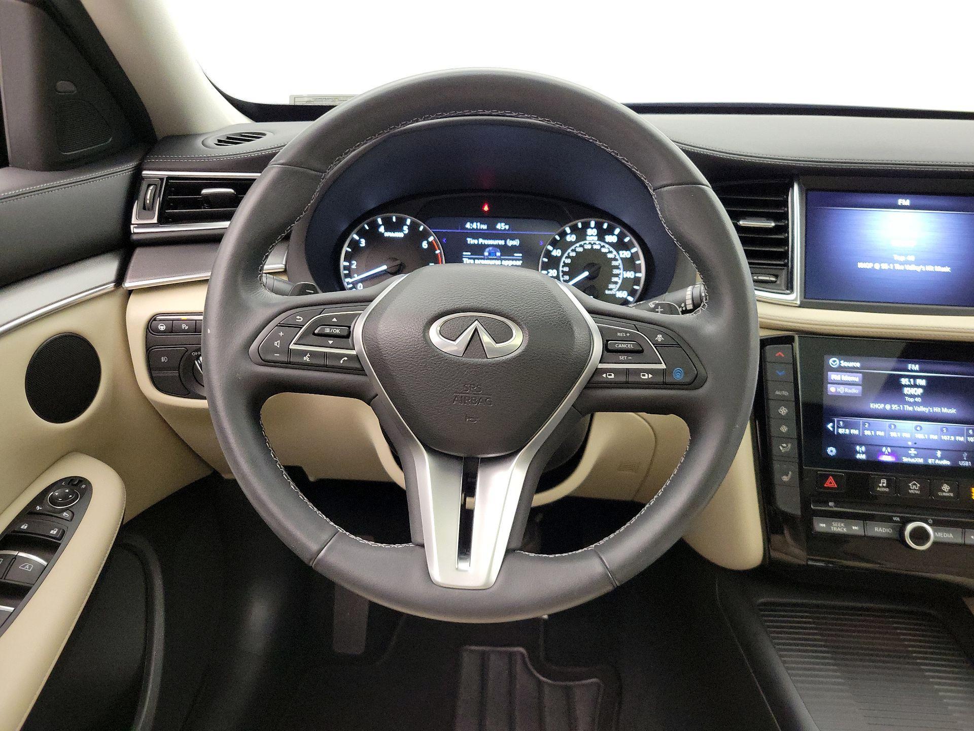 Thumbnail: 2022 INFINITI QX50 - 10