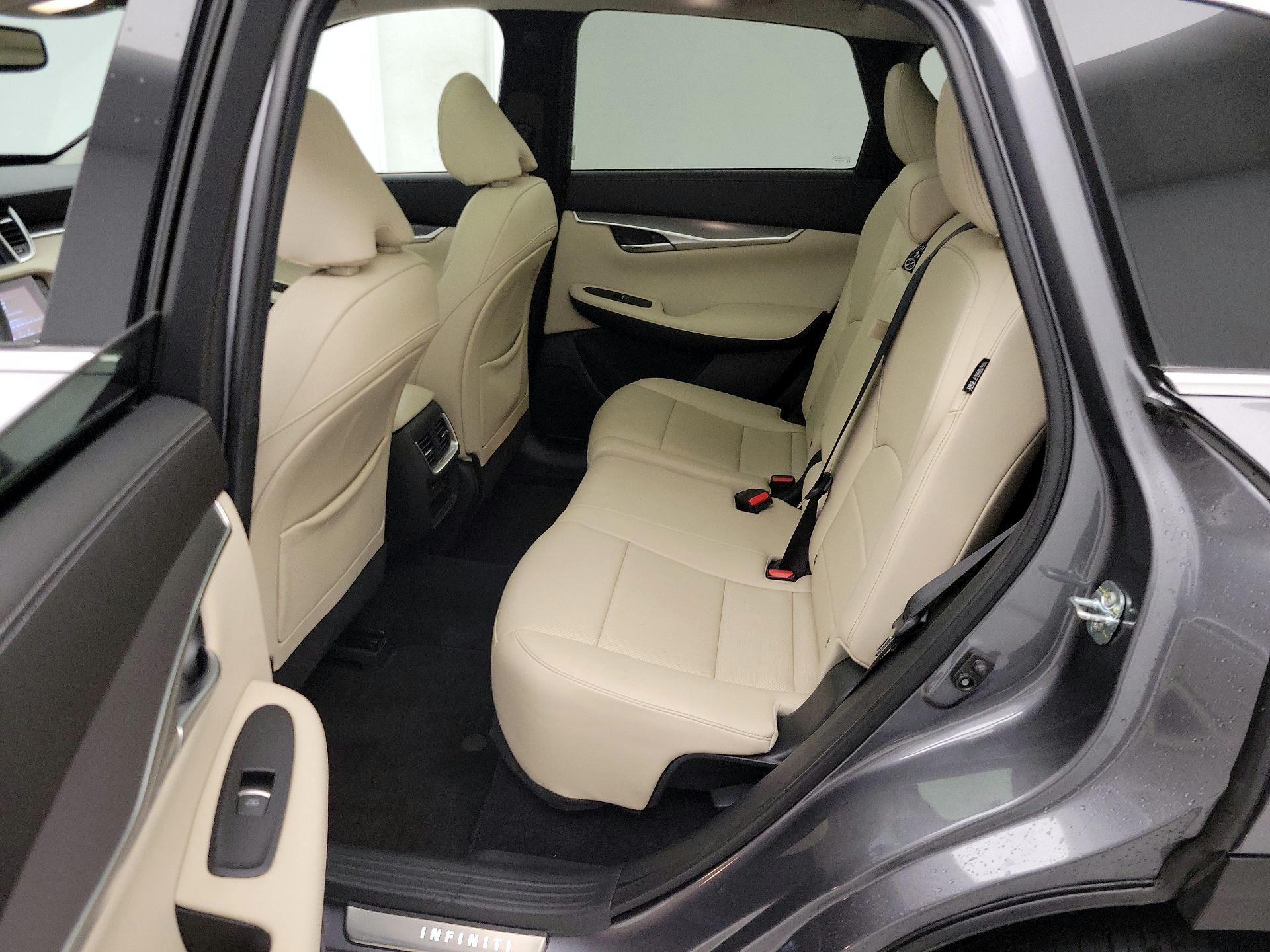 Thumbnail: 2022 INFINITI QX50 - 20