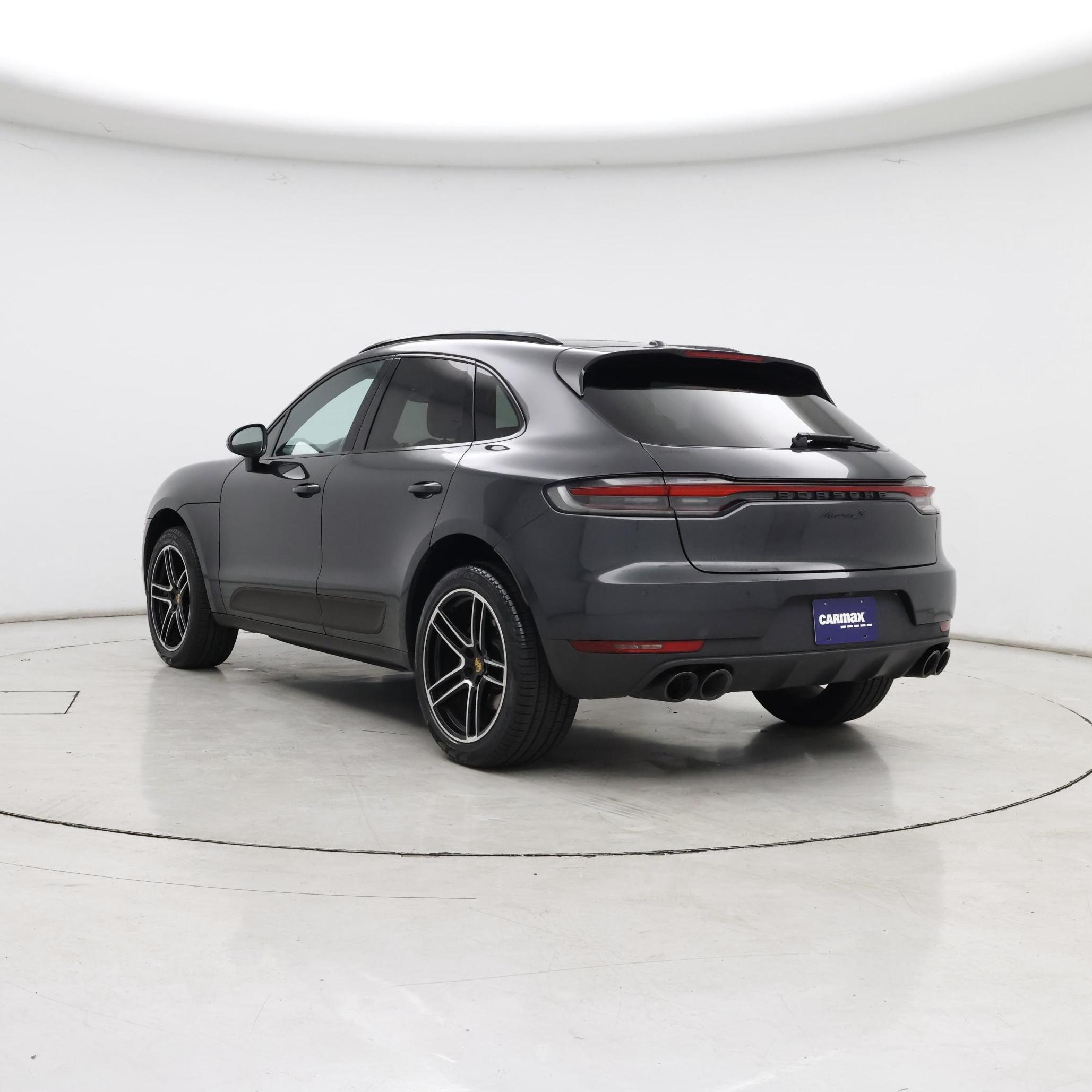 Thumbnail: 2020 Porsche Macan - 2
