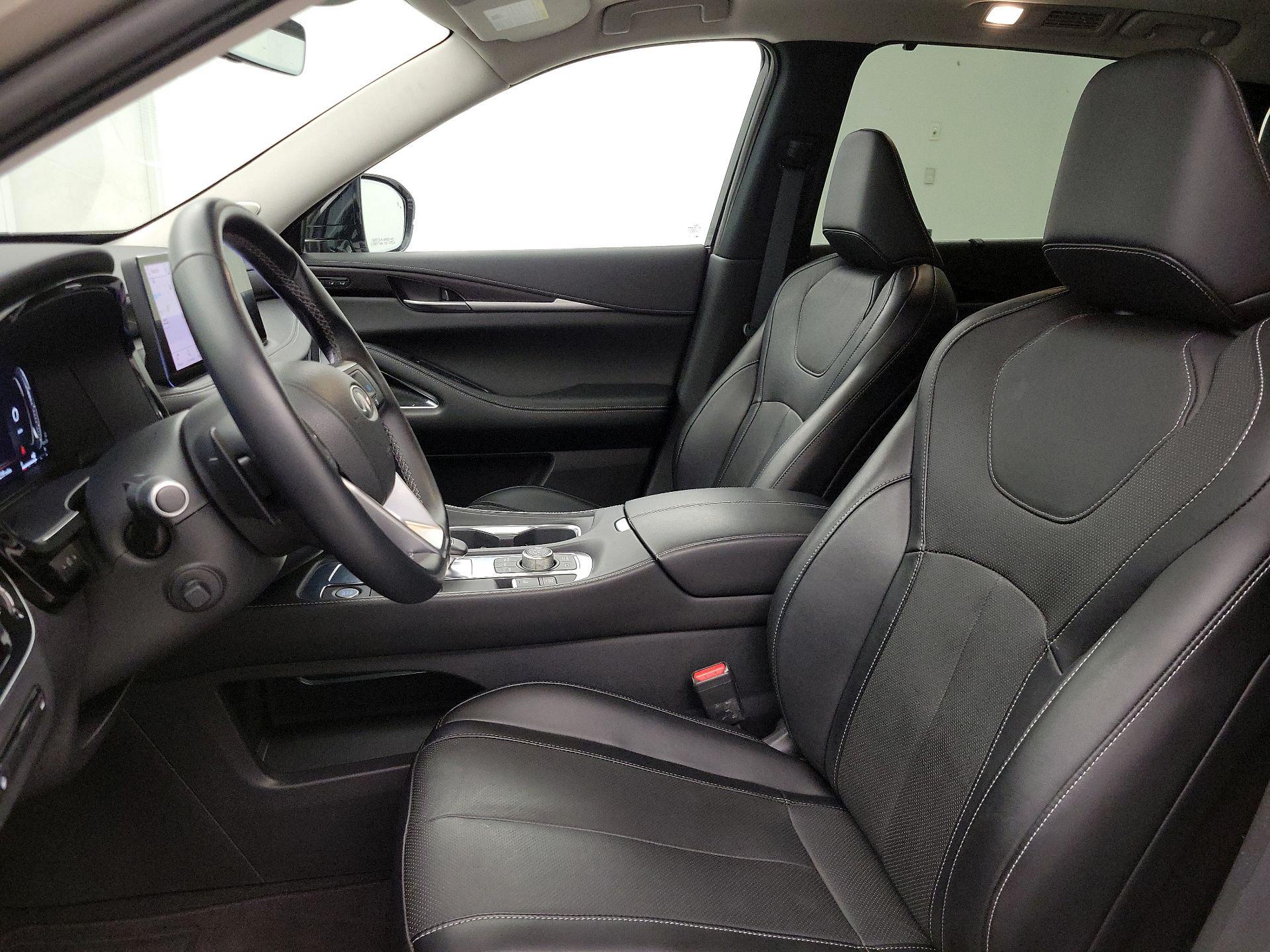 Thumbnail: 2023 INFINITI QX60 - 11