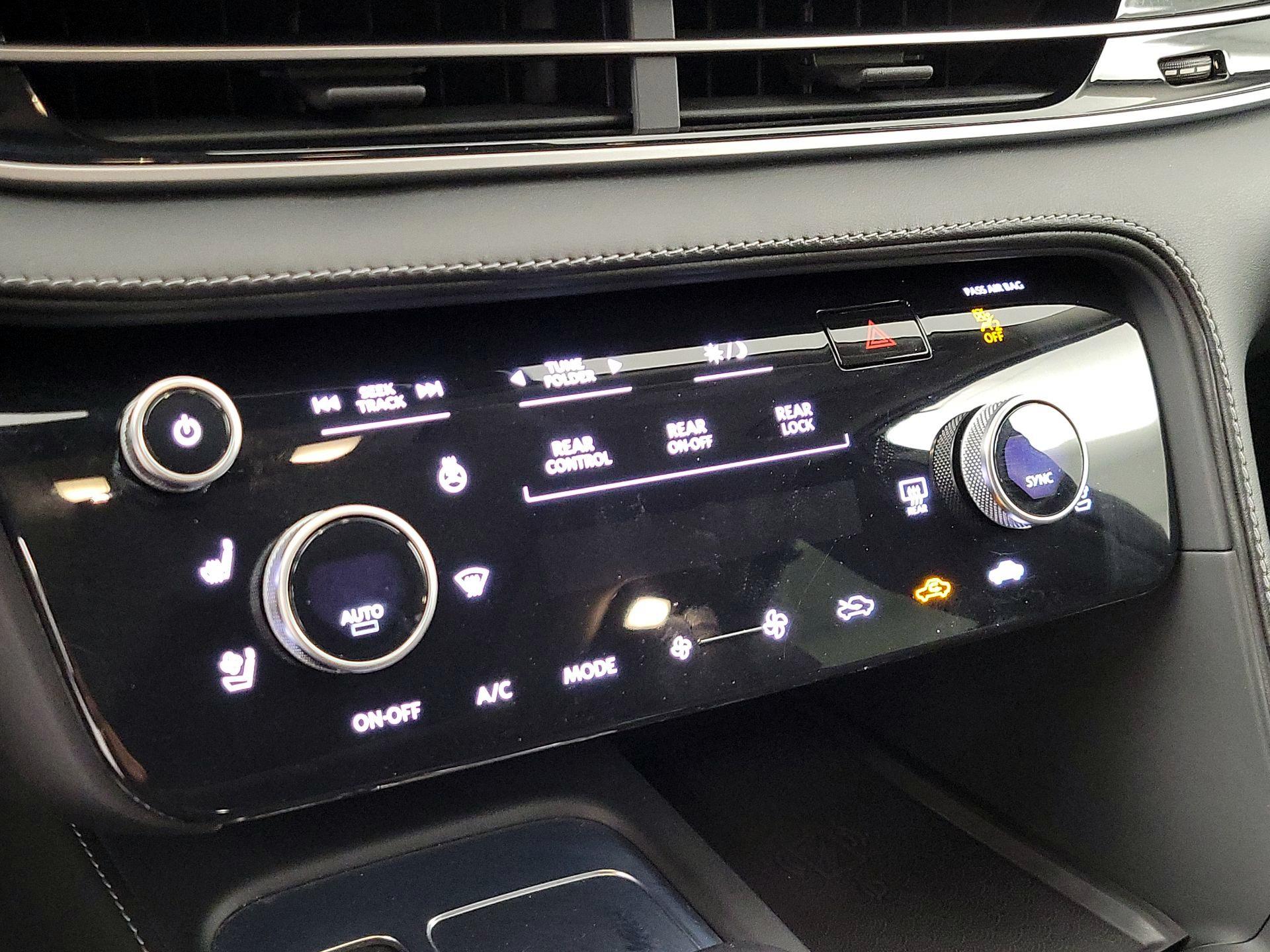 Thumbnail: 2023 INFINITI QX60 - 17