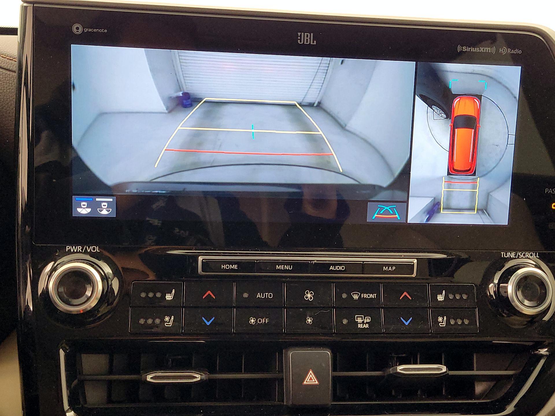 Thumbnail: 2022 Toyota Highlander - 15