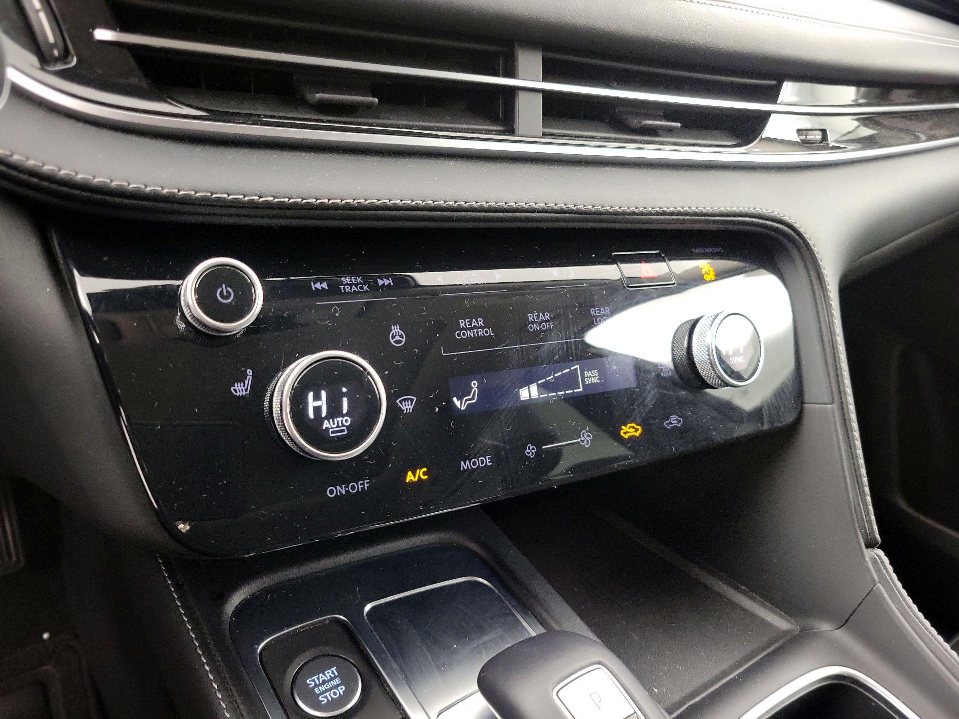 Thumbnail: 2023 INFINITI QX60 - 15