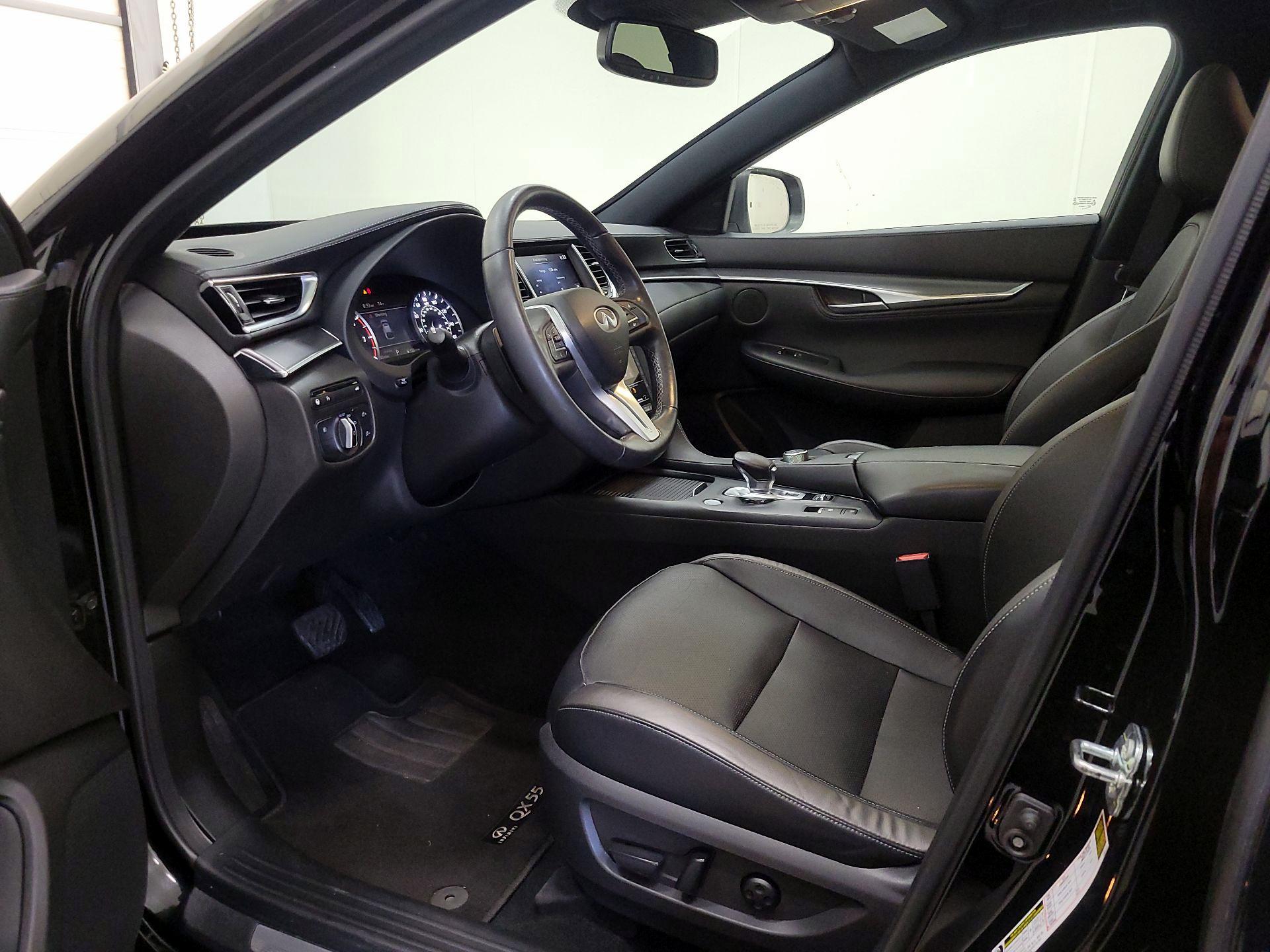 Thumbnail: 2023 INFINITI QX55 - 11