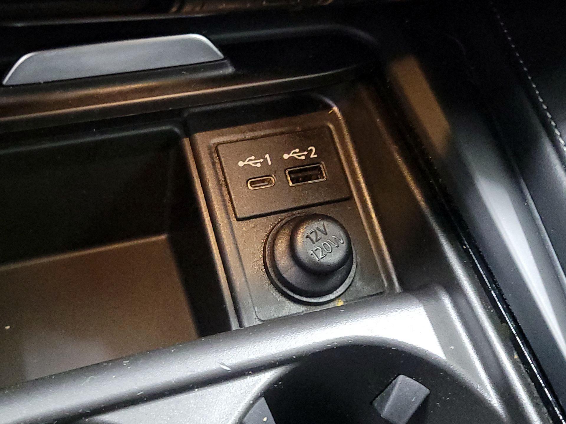 Thumbnail: 2023 INFINITI QX55 - 18