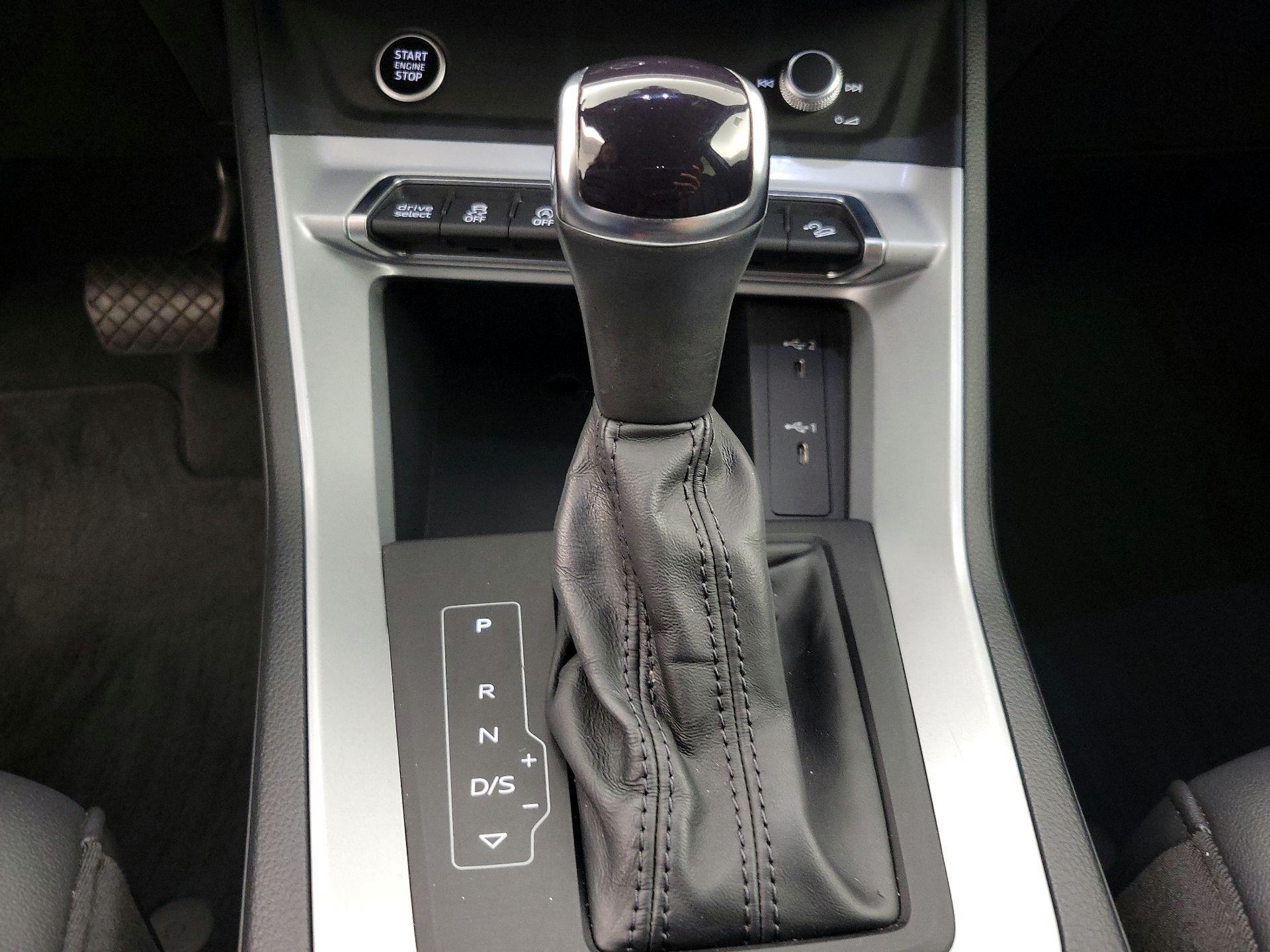 Thumbnail: 2022 Audi Q3 - 17