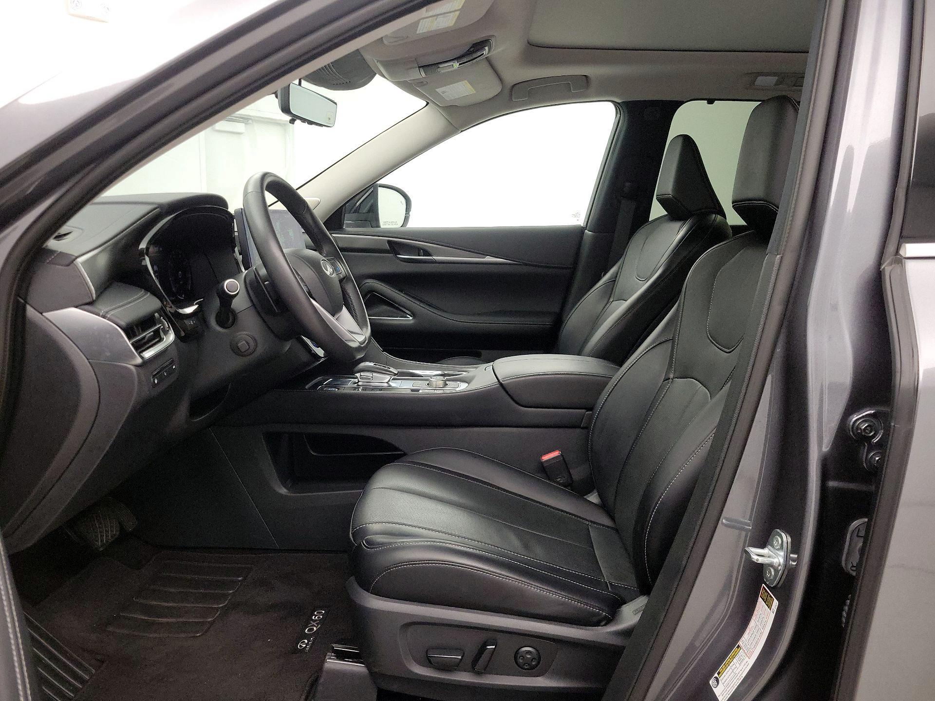 Thumbnail: 2023 INFINITI QX60 - 11