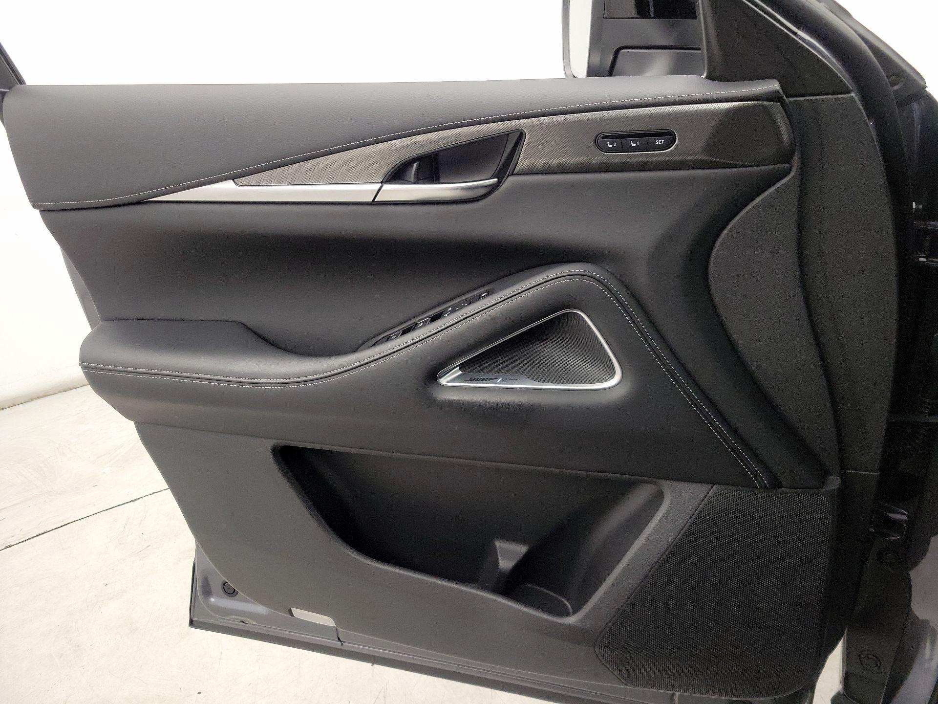 Thumbnail: 2023 INFINITI QX60 - 12