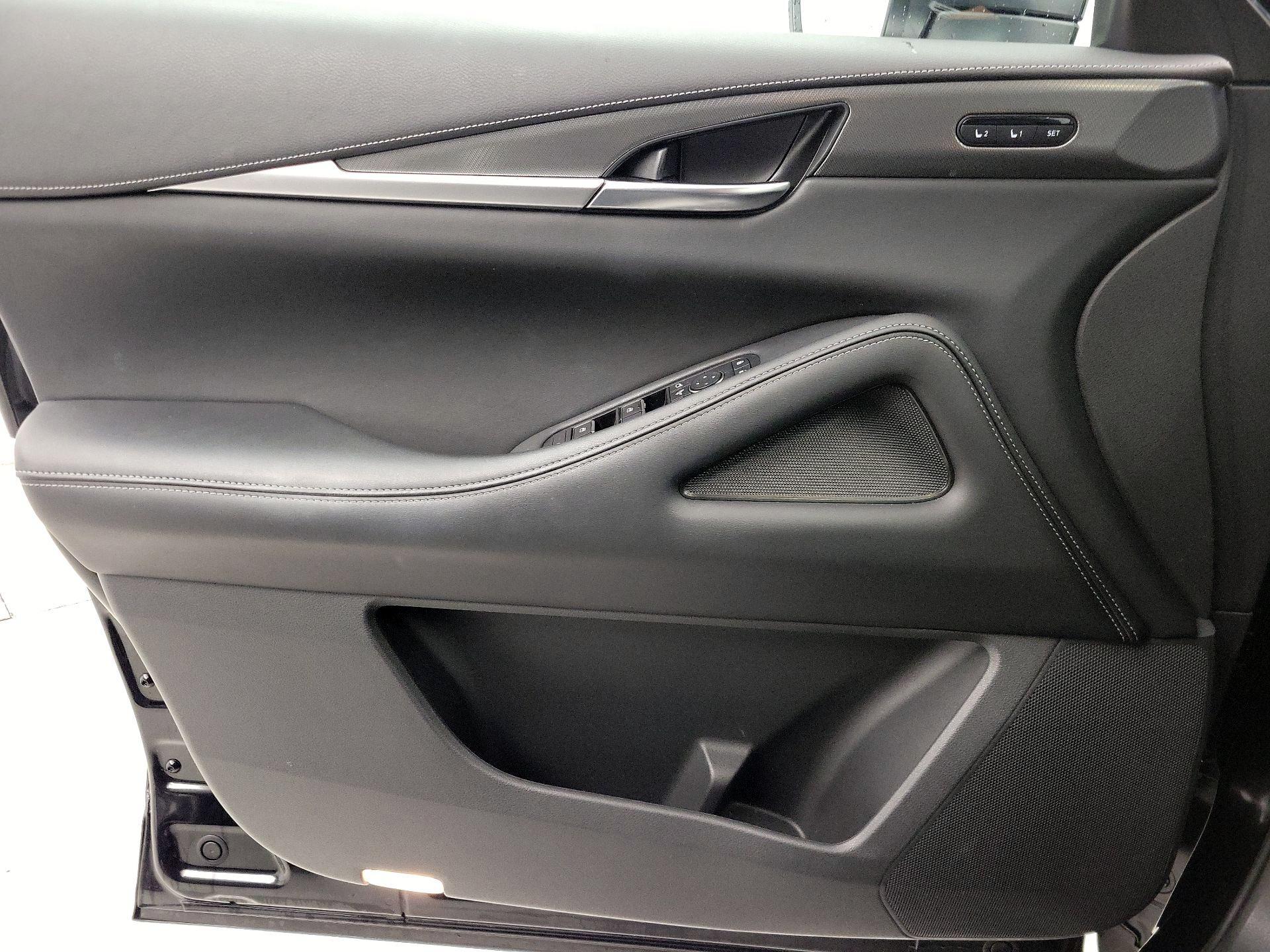 Thumbnail: 2023 INFINITI QX60 - 12