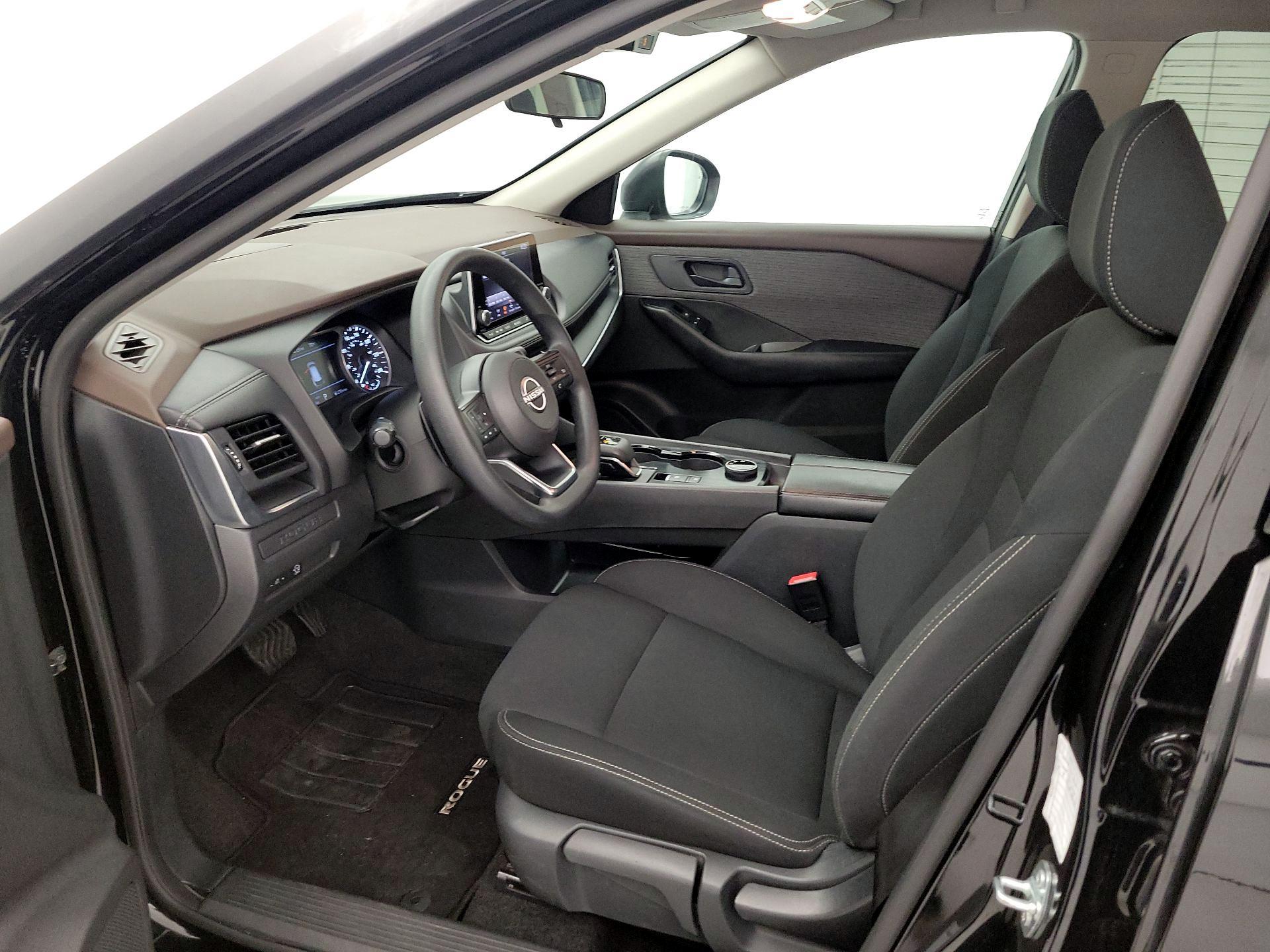 Thumbnail: 2023 Nissan Rogue - 11