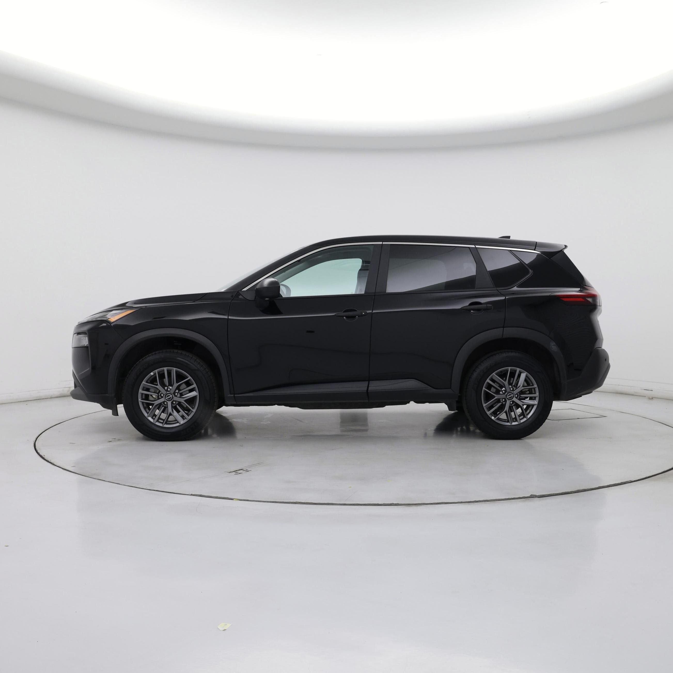 Thumbnail: 2023 Nissan Rogue - 3
