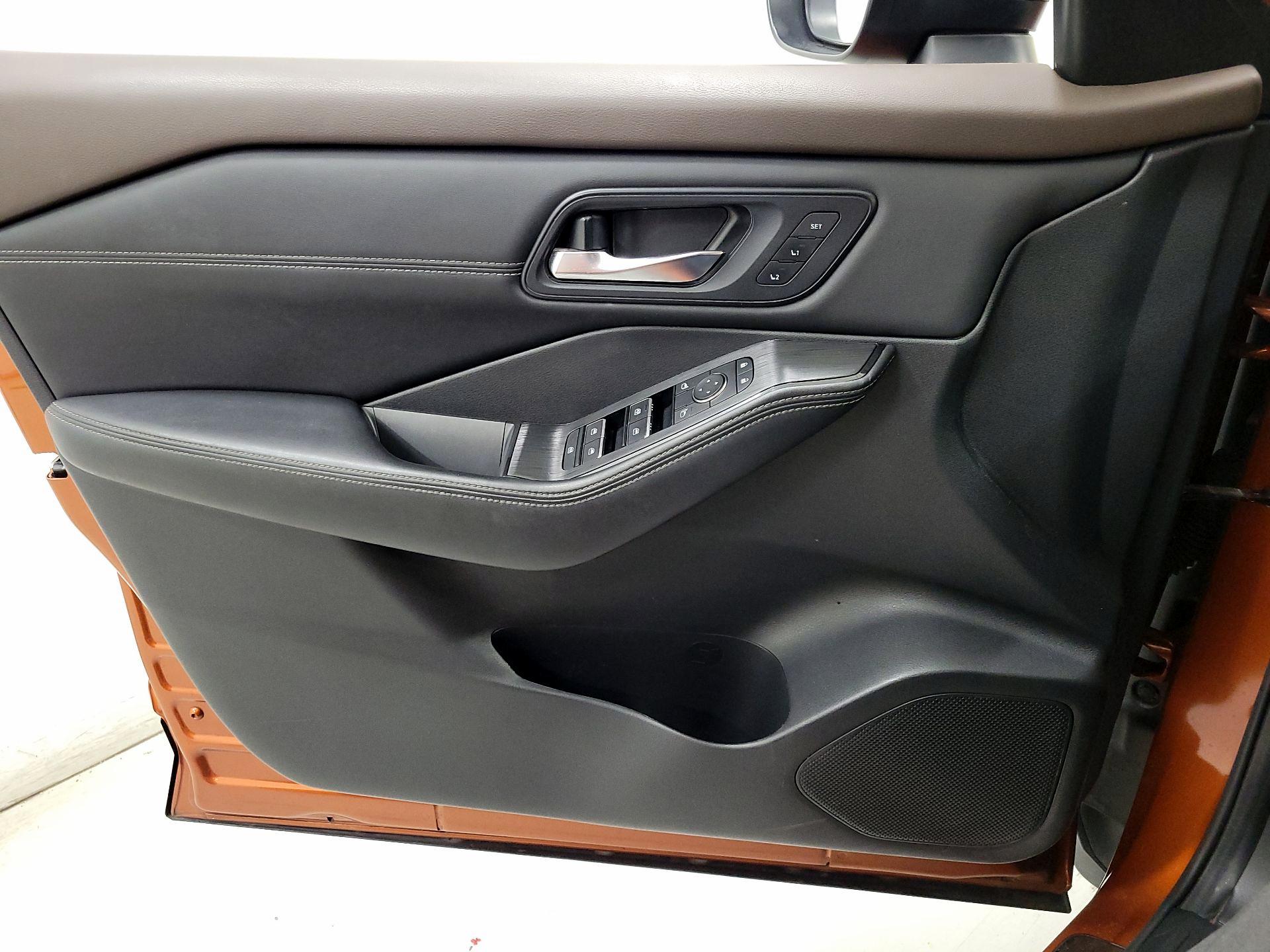 Thumbnail: 2023 Nissan Rogue - 12