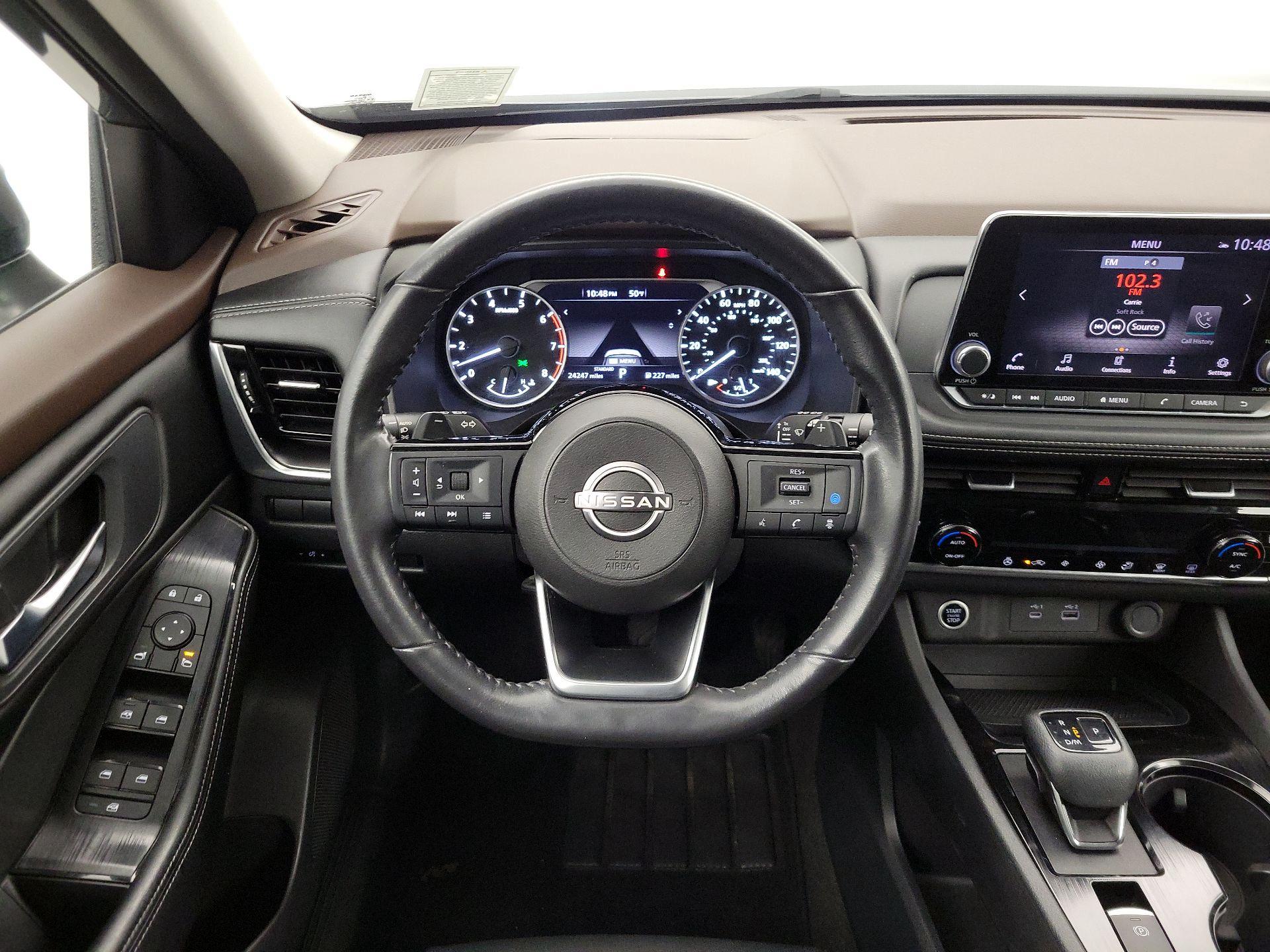 Thumbnail: 2022 Nissan Rogue - 10