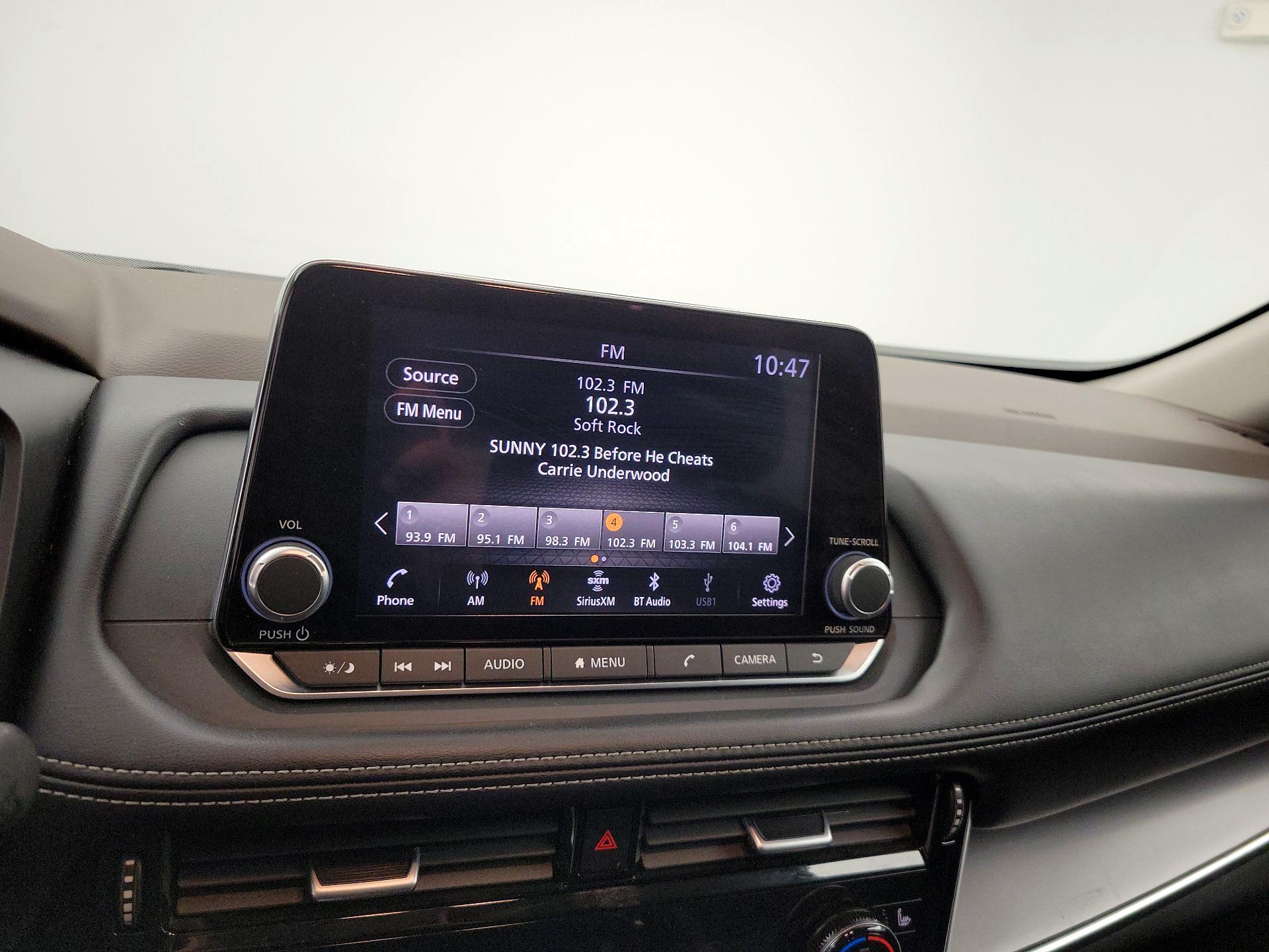 Thumbnail: 2022 Nissan Rogue - 15