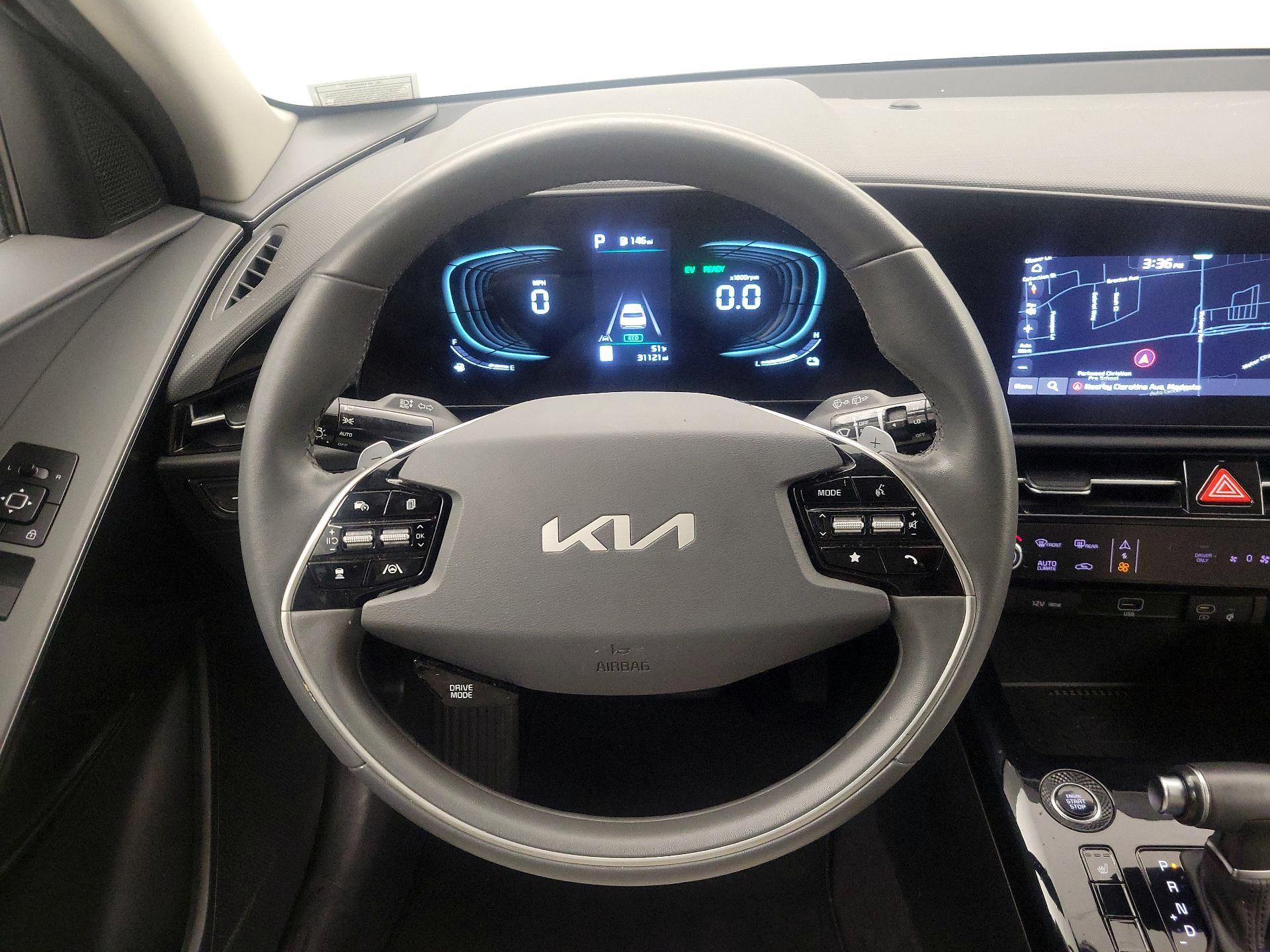 Thumbnail: 2023 Kia Niro - 10