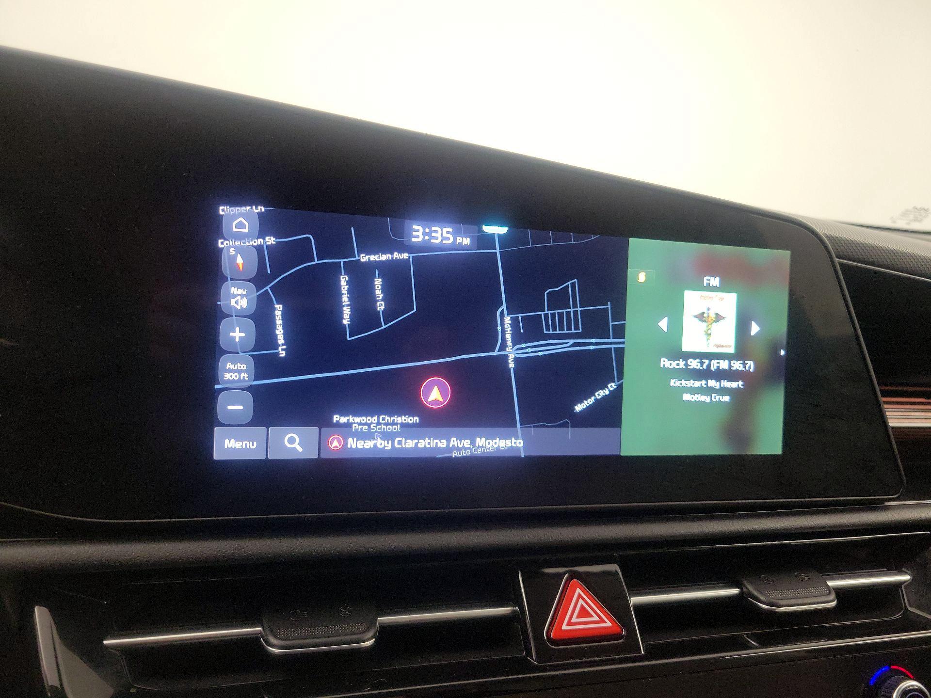 Thumbnail: 2023 Kia Niro - 14