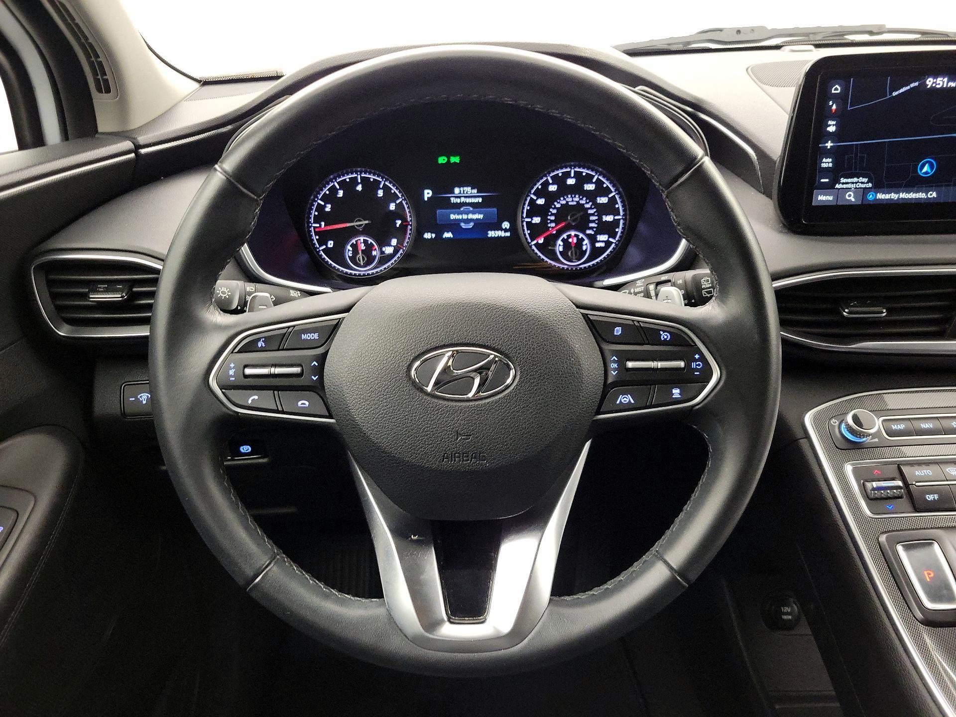 Thumbnail: 2023 Hyundai Santa Fe - 10