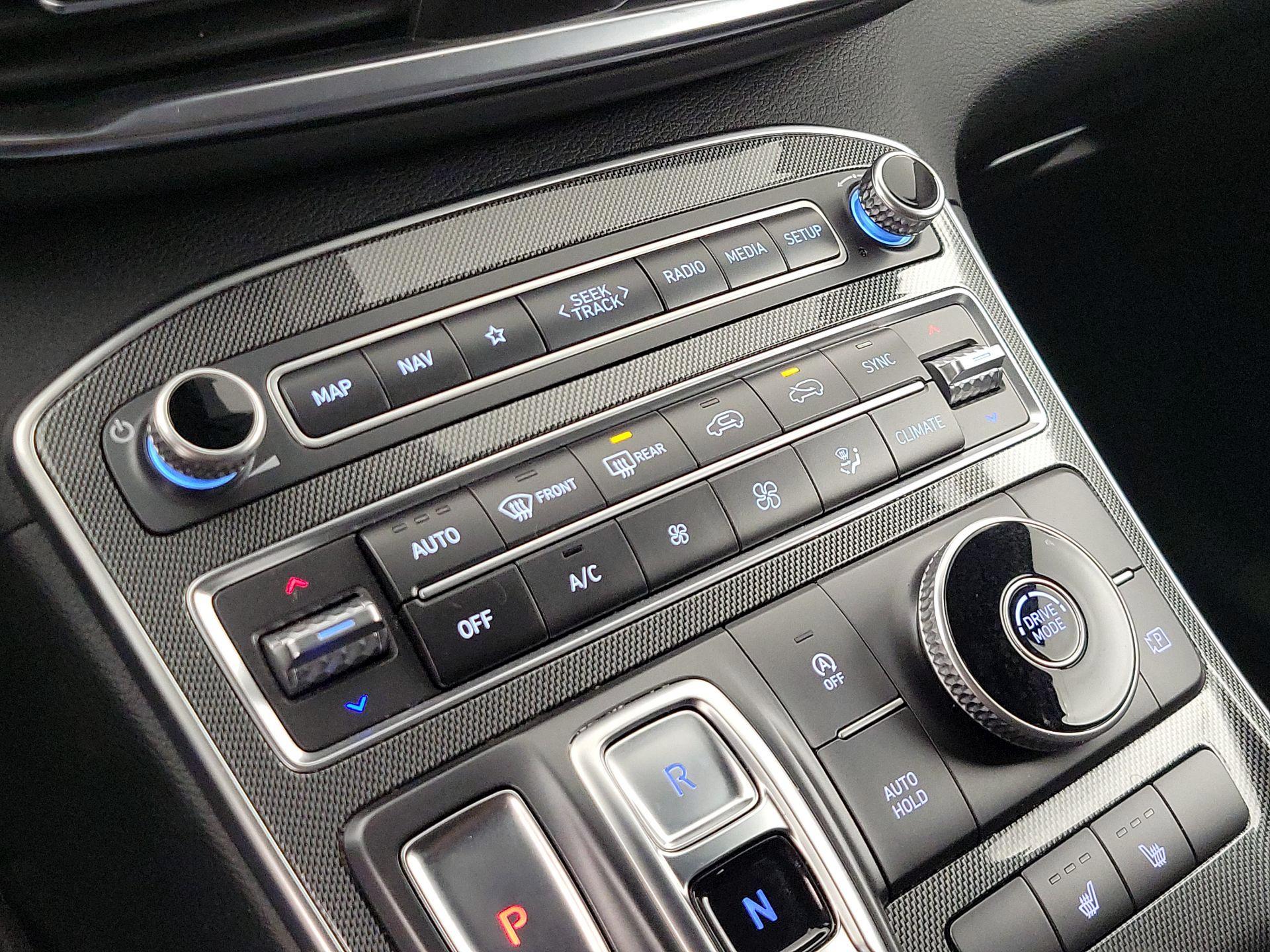 Thumbnail: 2023 Hyundai Santa Fe - 17