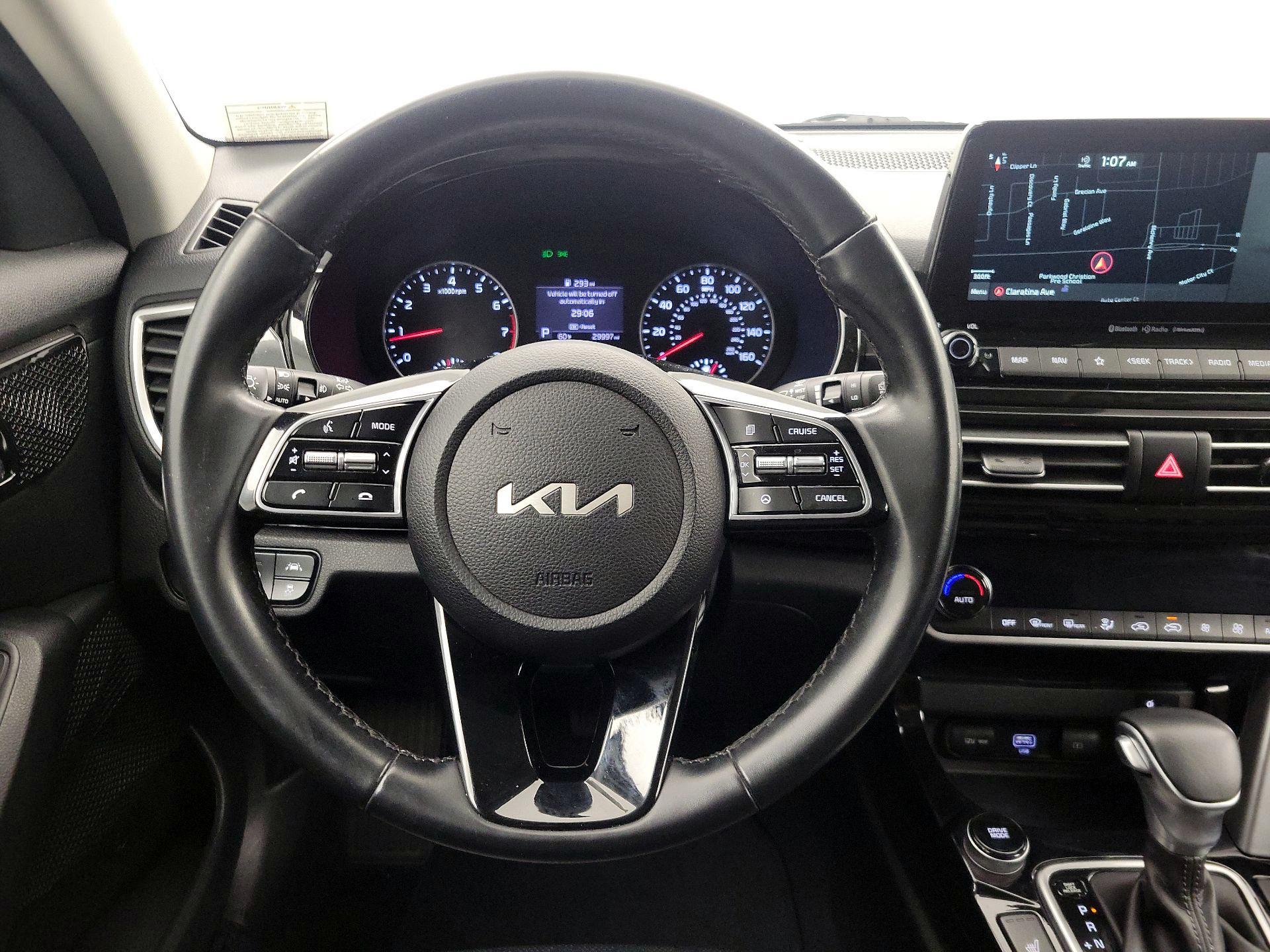 Thumbnail: 2022 Kia Seltos - 10