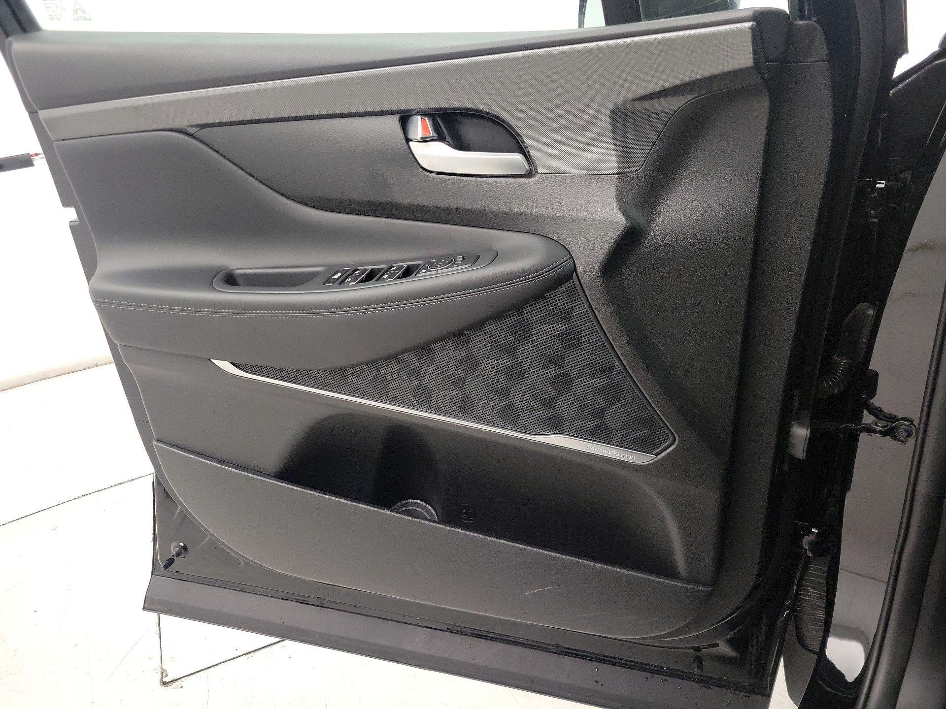 Thumbnail: 2023 Hyundai Santa Fe - 12