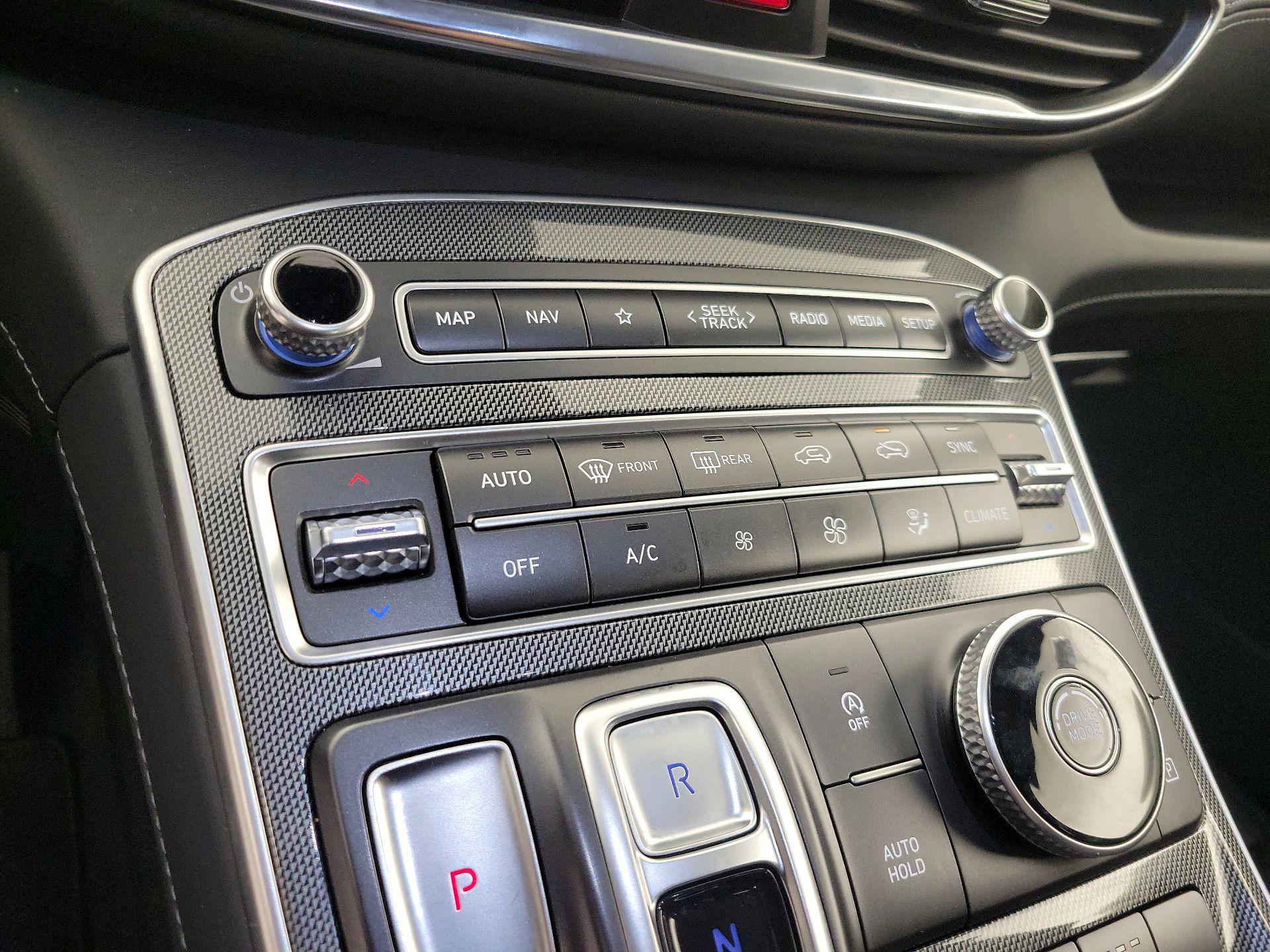 Thumbnail: 2023 Hyundai Santa Fe - 17