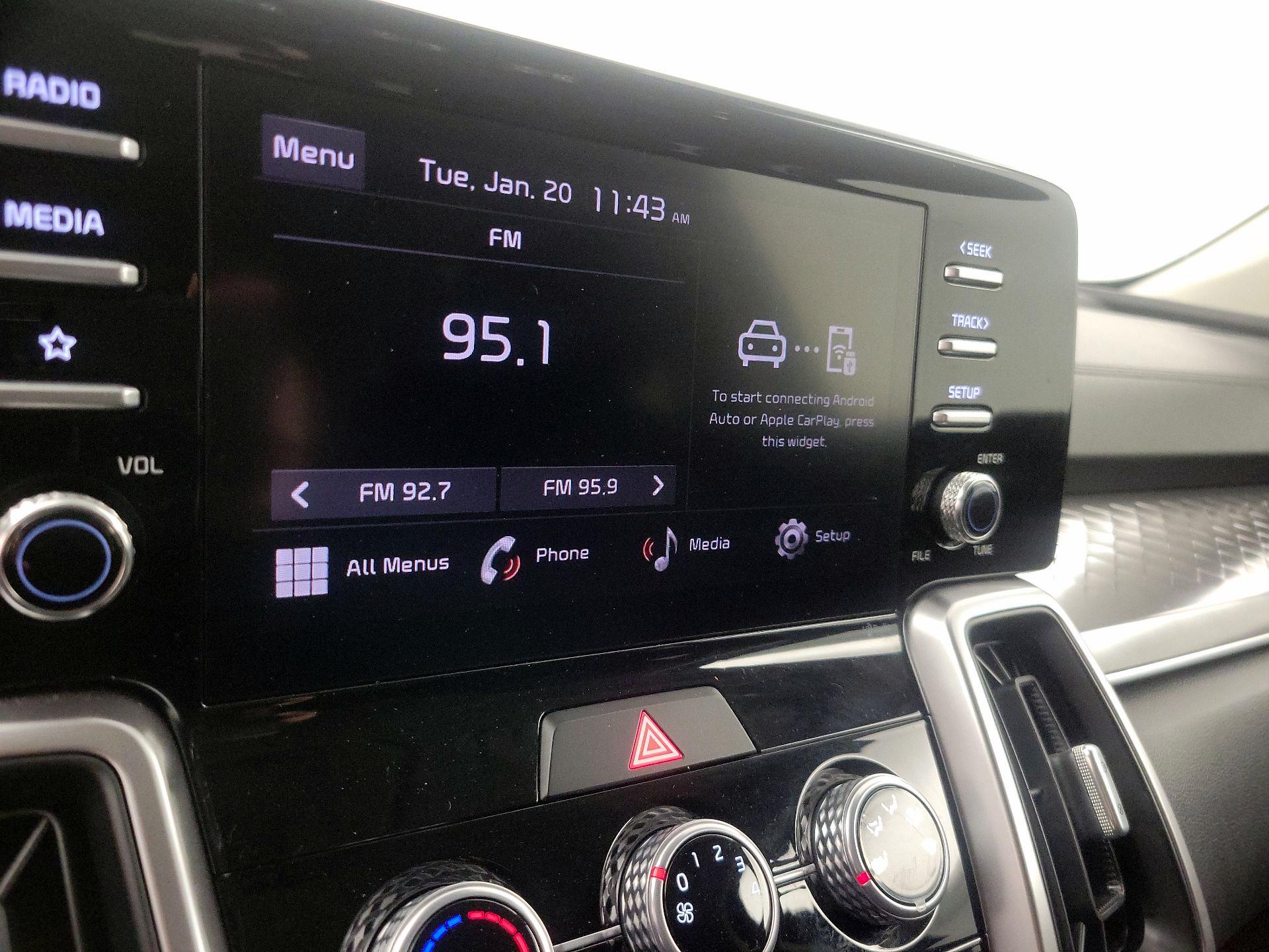 Thumbnail: 2023 Kia Sorento - 15