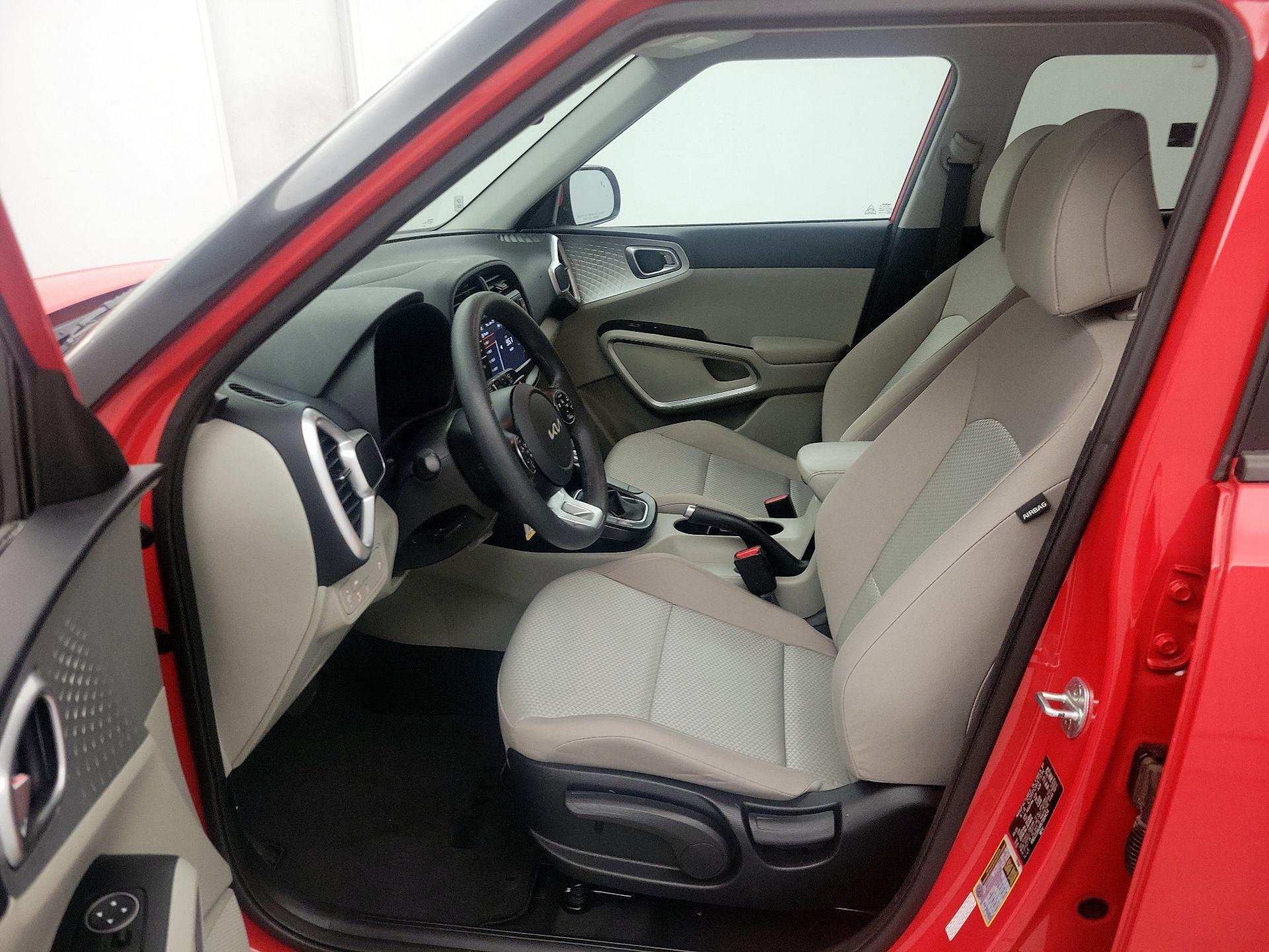 Thumbnail: 2022 Kia Soul - 11