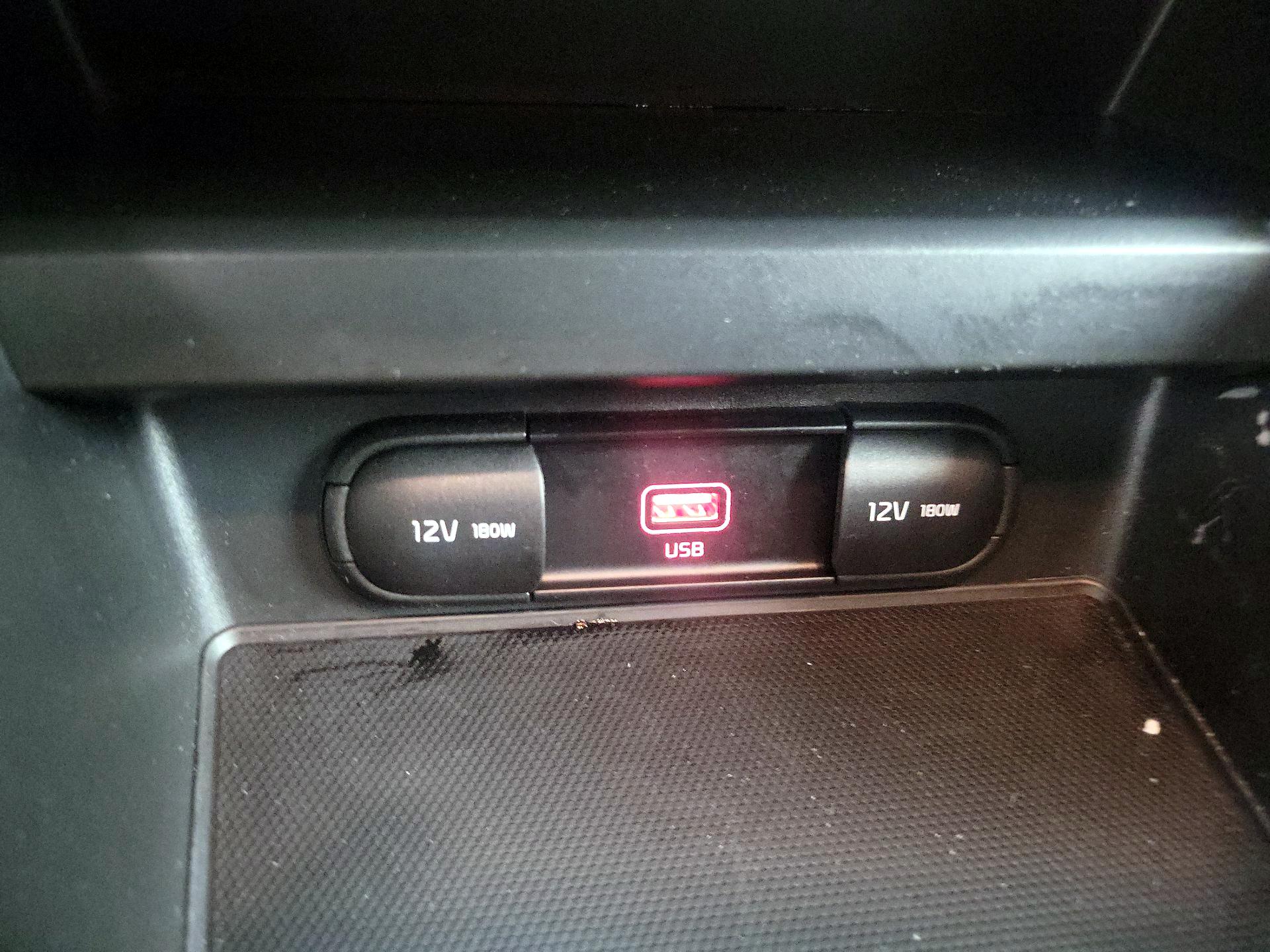 Thumbnail: 2022 Kia Soul - 18