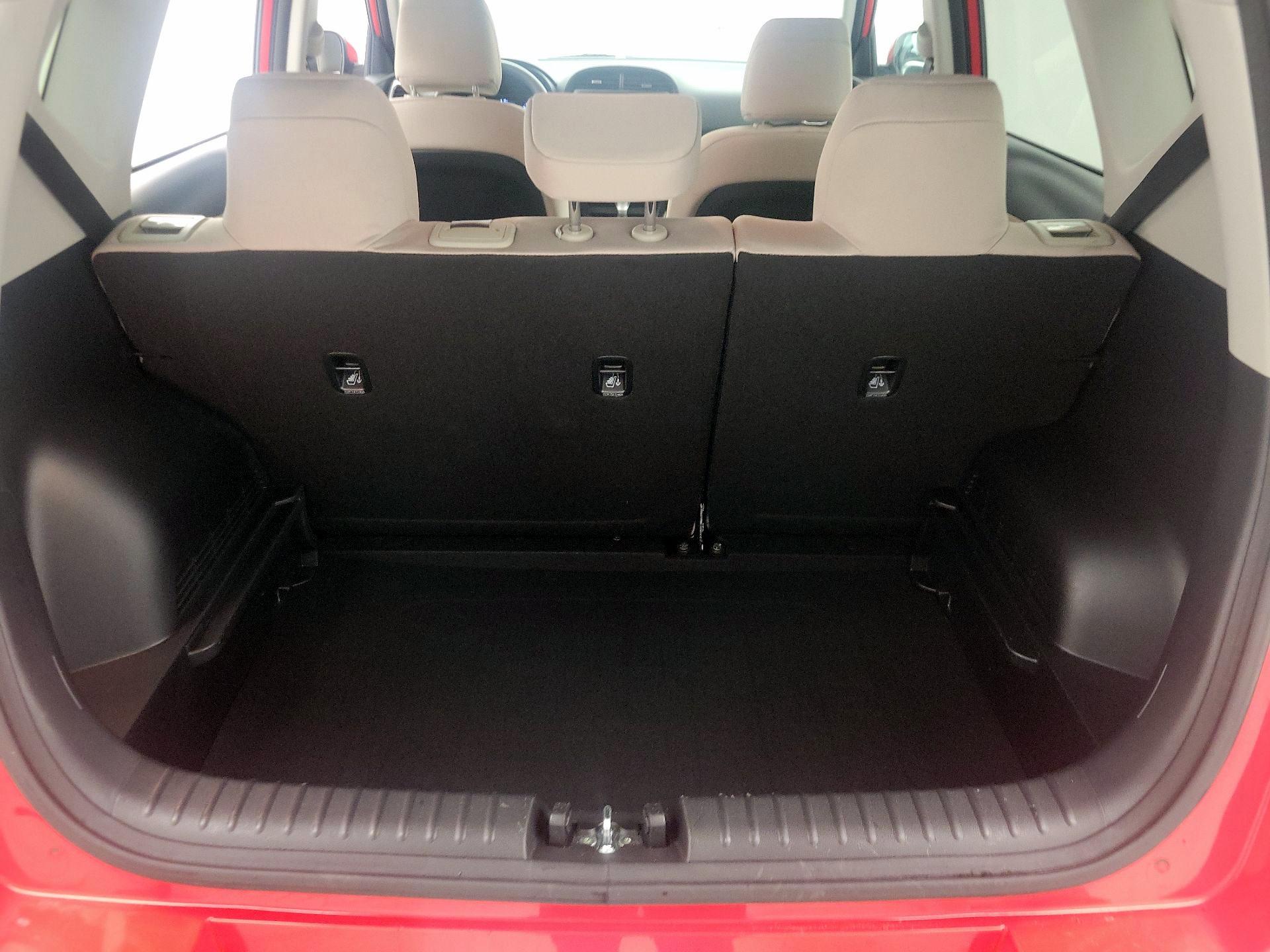 Thumbnail: 2022 Kia Soul - 20