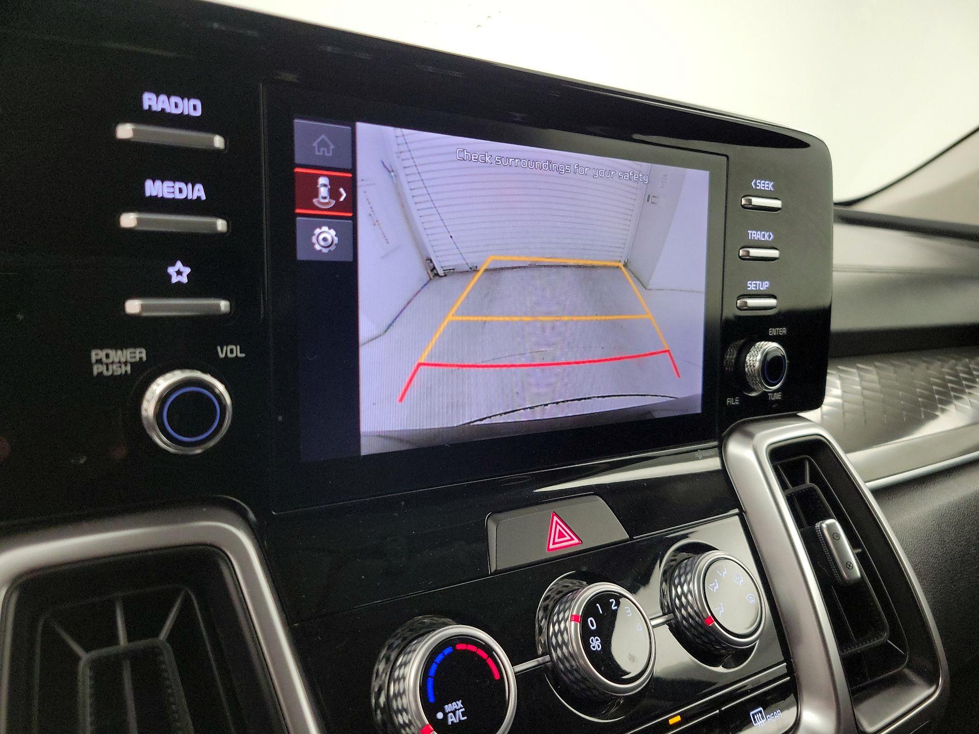 Thumbnail: 2023 Kia Sorento - 14