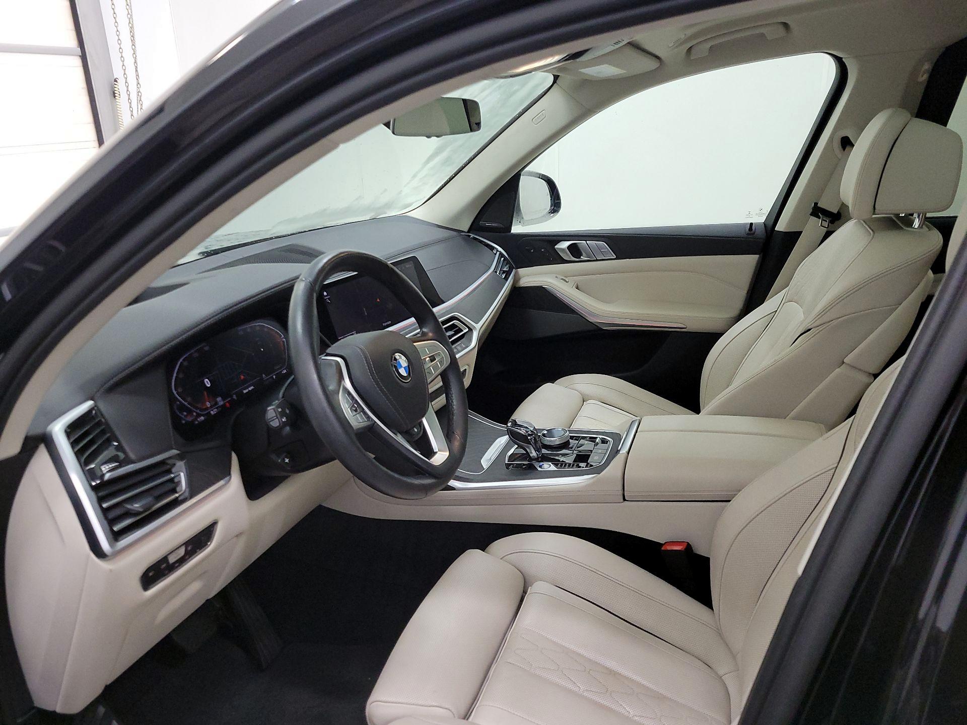 Thumbnail: 2021 BMW X7 - 11