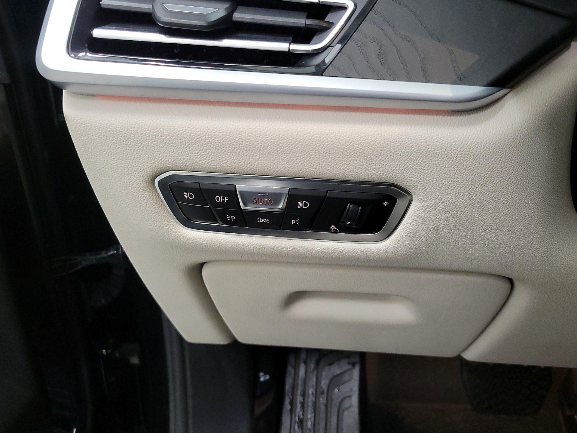 Thumbnail: 2021 BMW X7 - 13