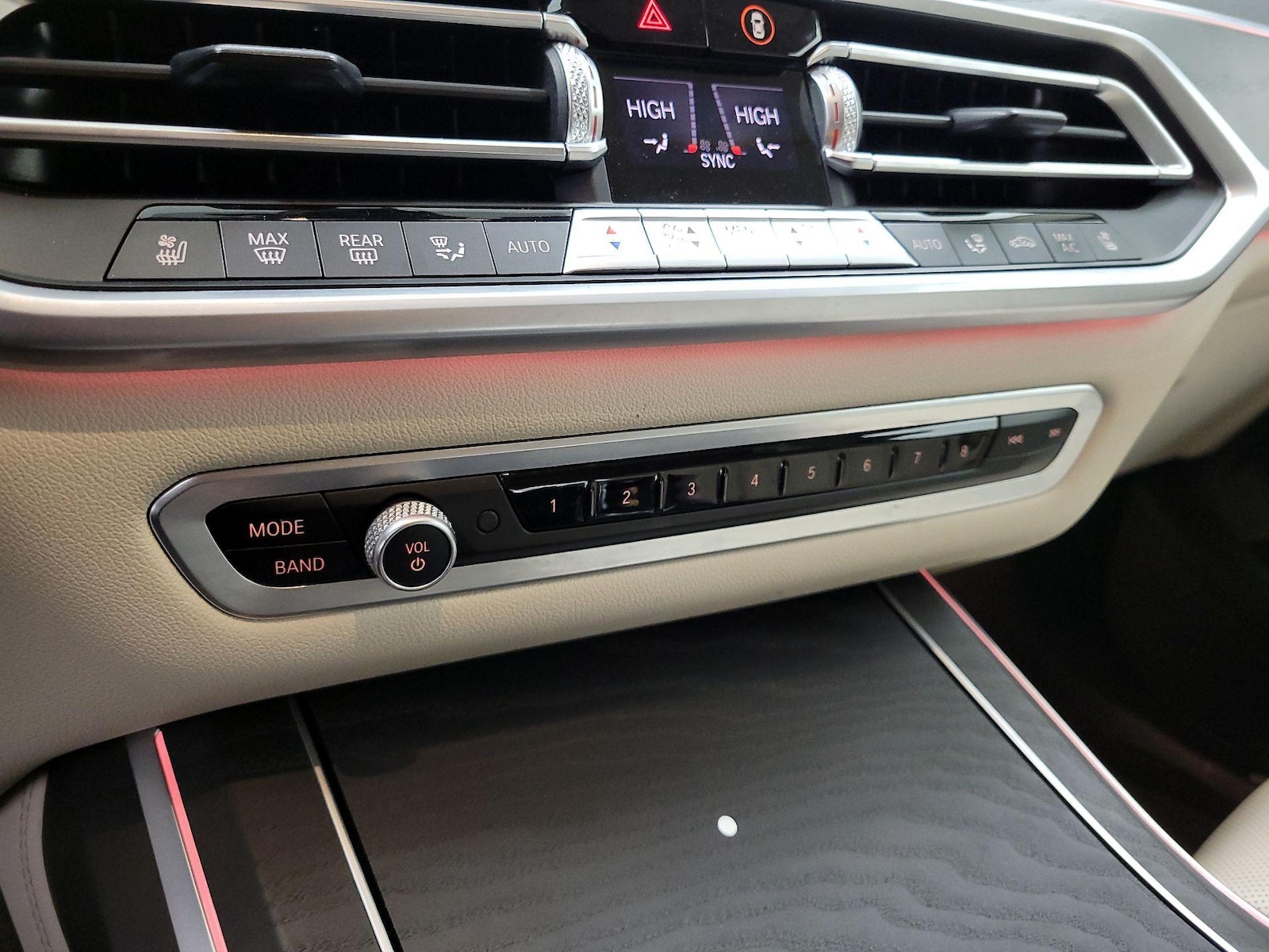 2021 BMW X7 40i - Photo 18