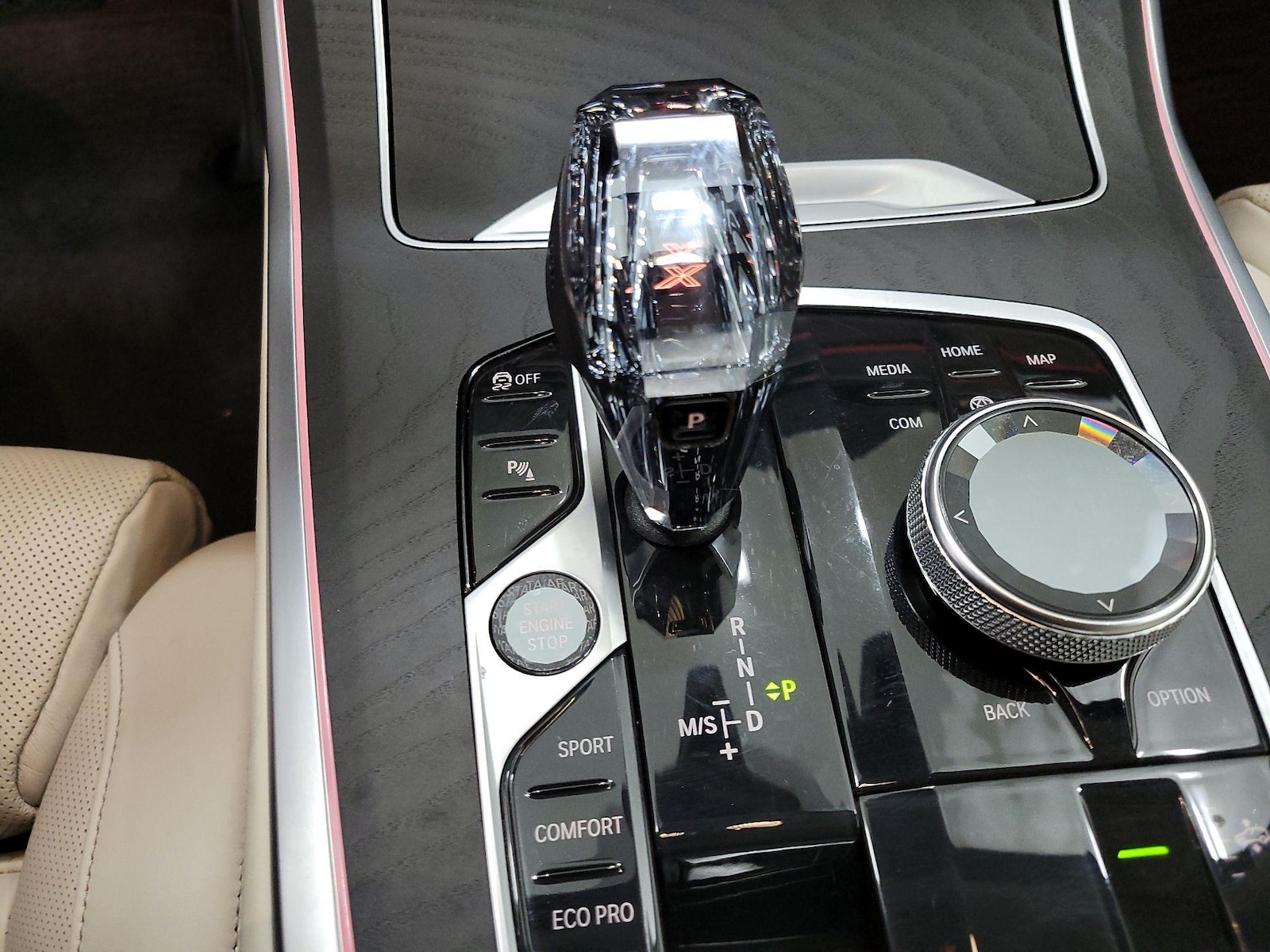 2021 BMW X7 40i - Photo 19