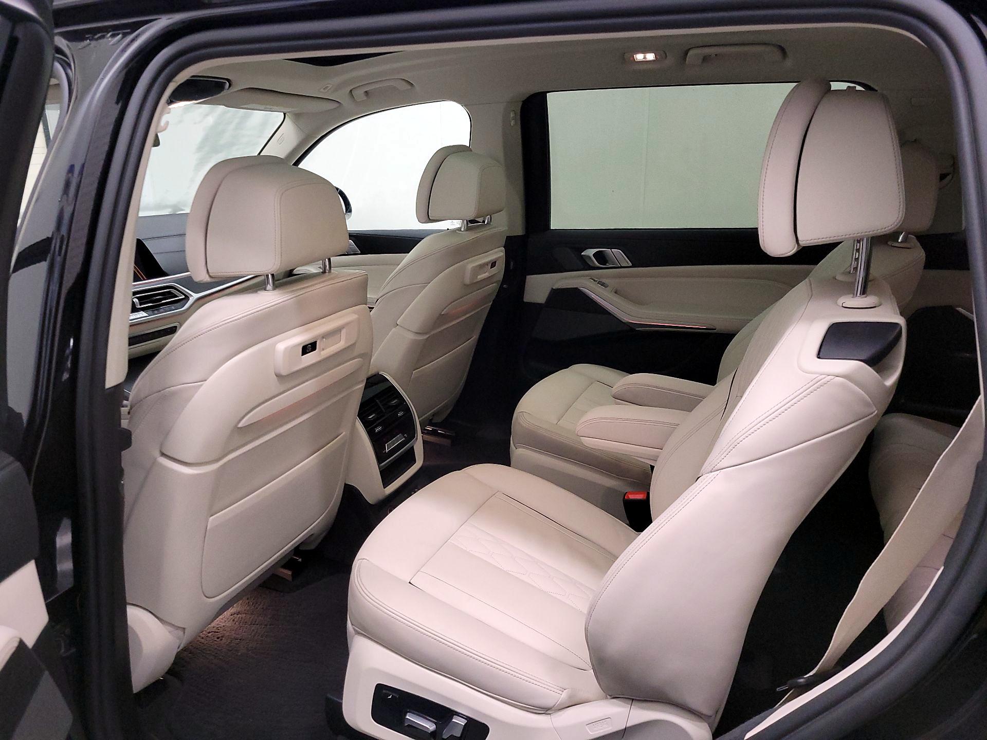 Thumbnail: 2021 BMW X7 - 20