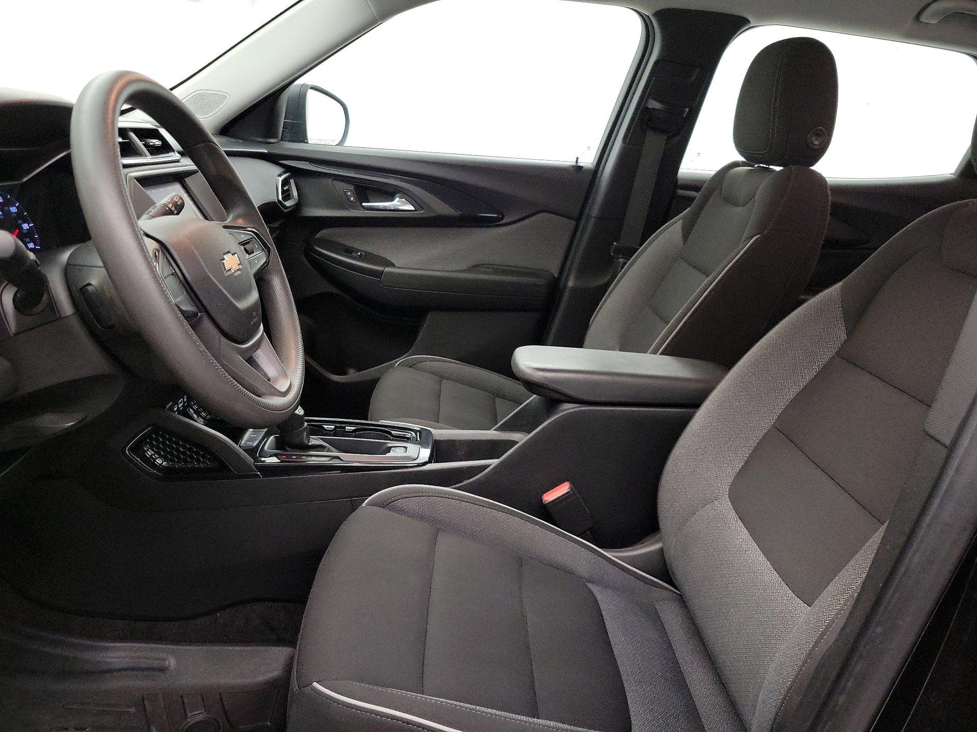 Thumbnail: 2021 Chevrolet TrailBlazer - 11