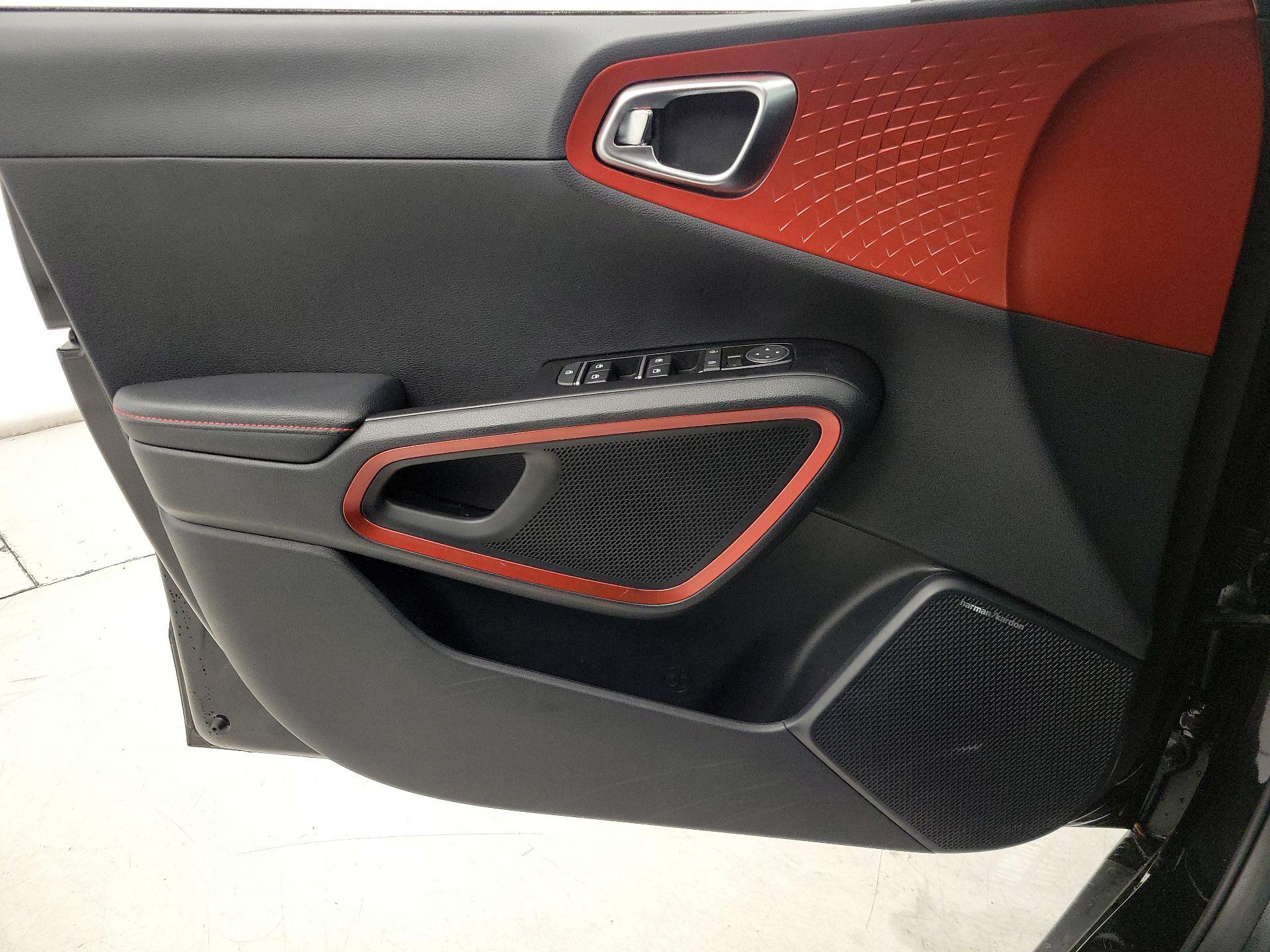 Thumbnail: 2023 Kia Soul - 12