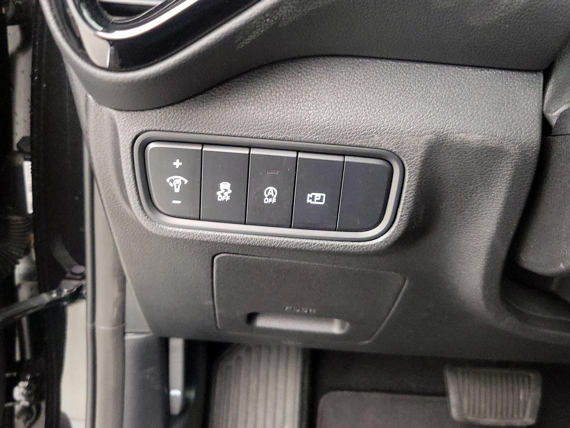 Thumbnail: 2023 Kia Soul - 13