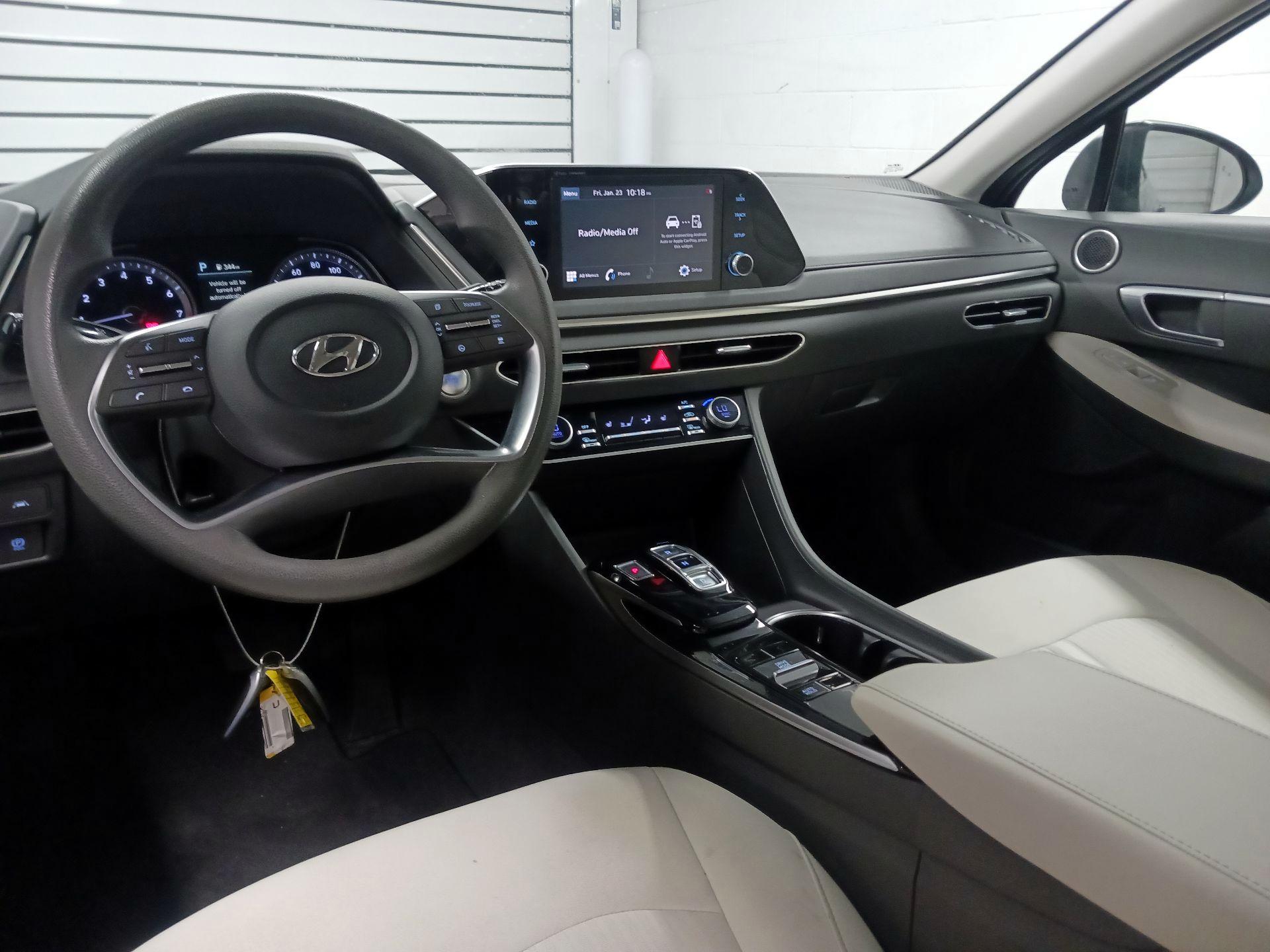 Thumbnail: 2022 Hyundai Sonata - 9