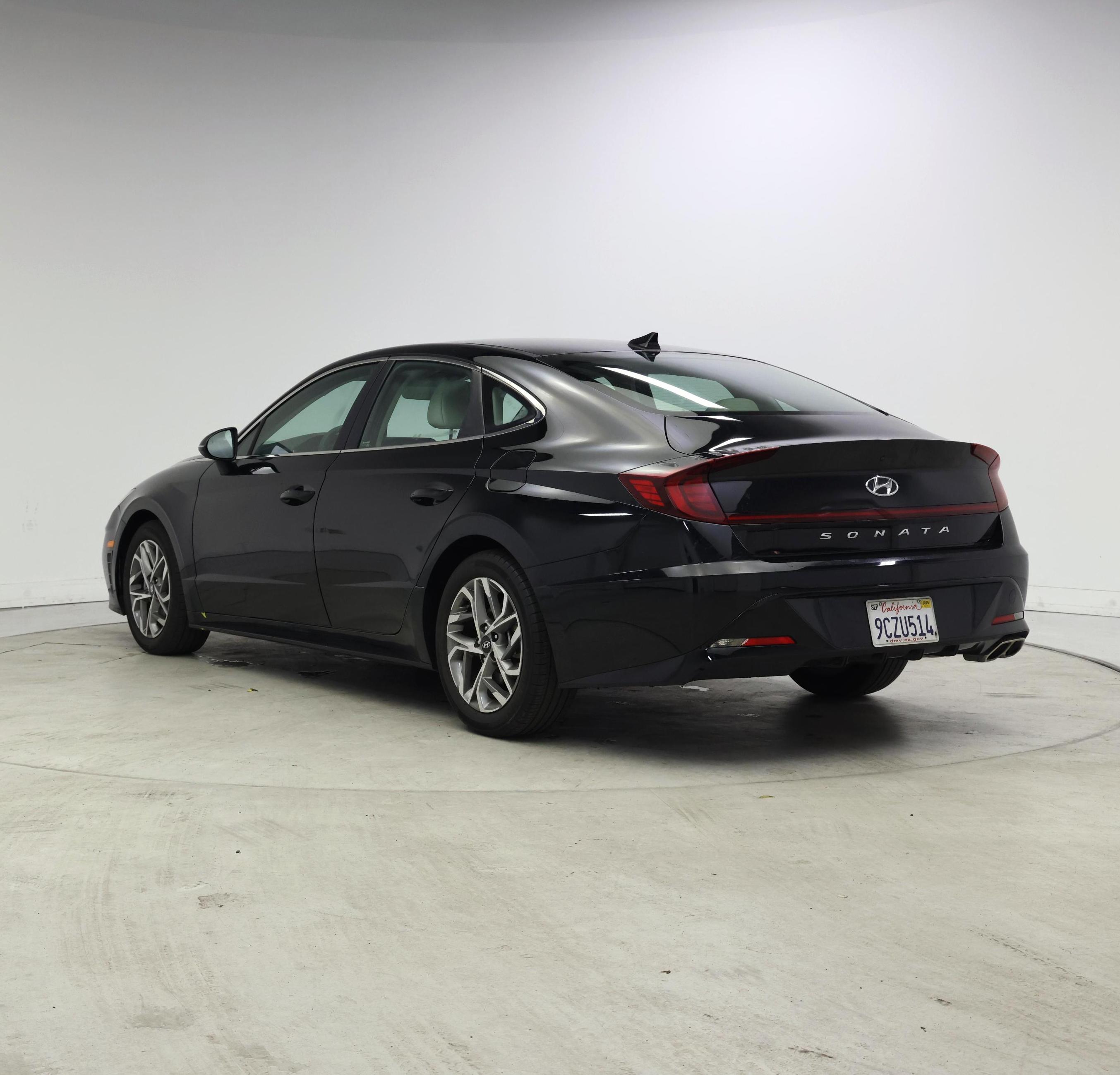 Thumbnail: 2022 Hyundai Sonata - 2