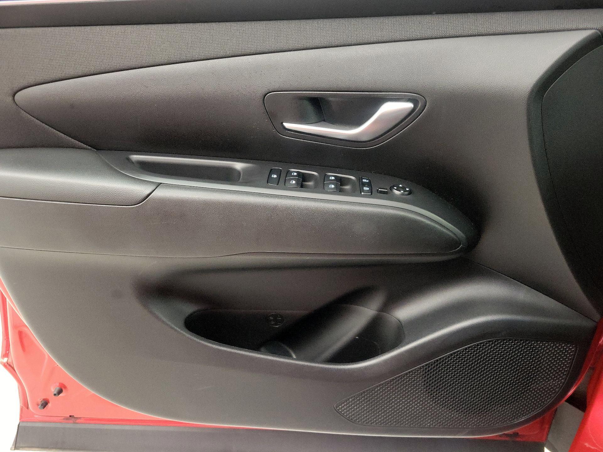 Thumbnail: 2023 Hyundai Tucson - 12